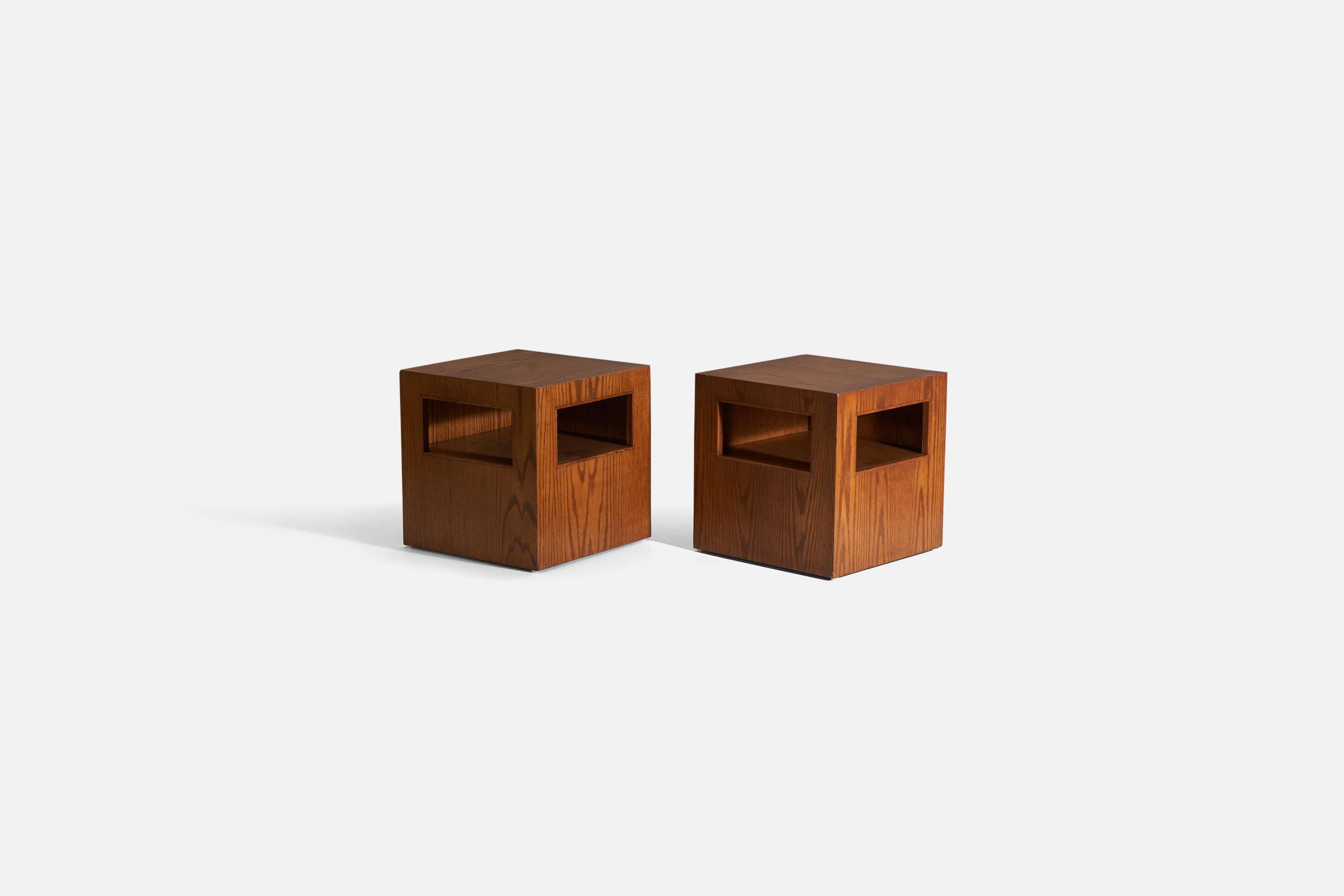 A pair side tables in pine plywood. Designed and produced in America, c. 1970s.