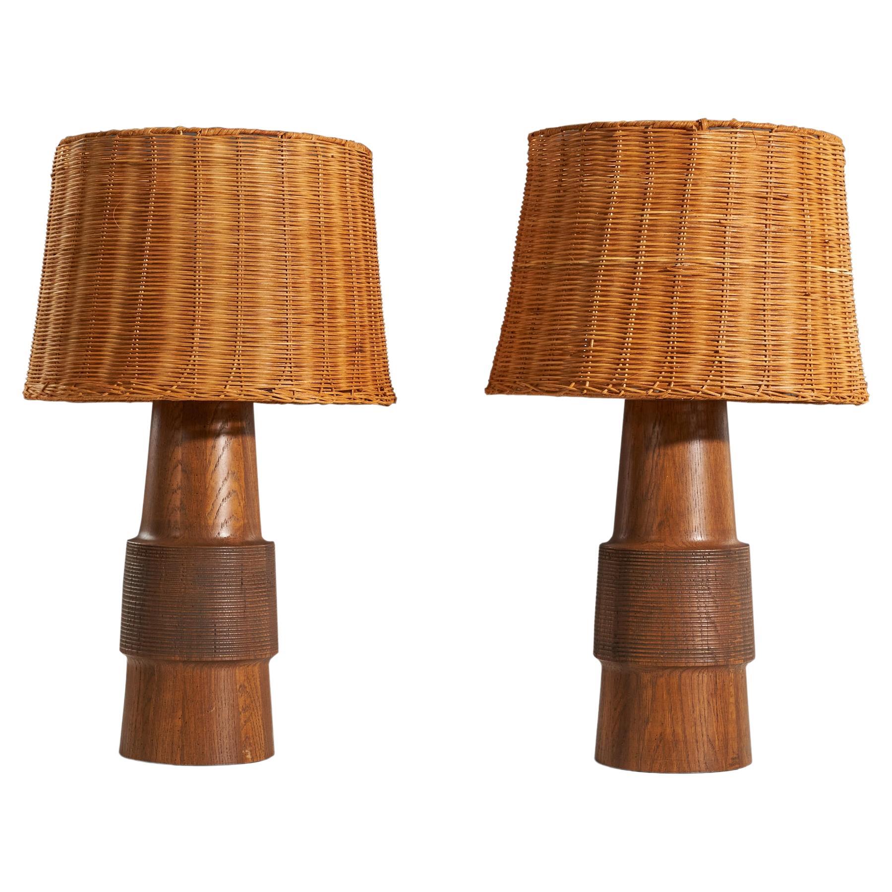 American Designer, Pair of Table Lamps, Oak, United States, 1950s For Sale