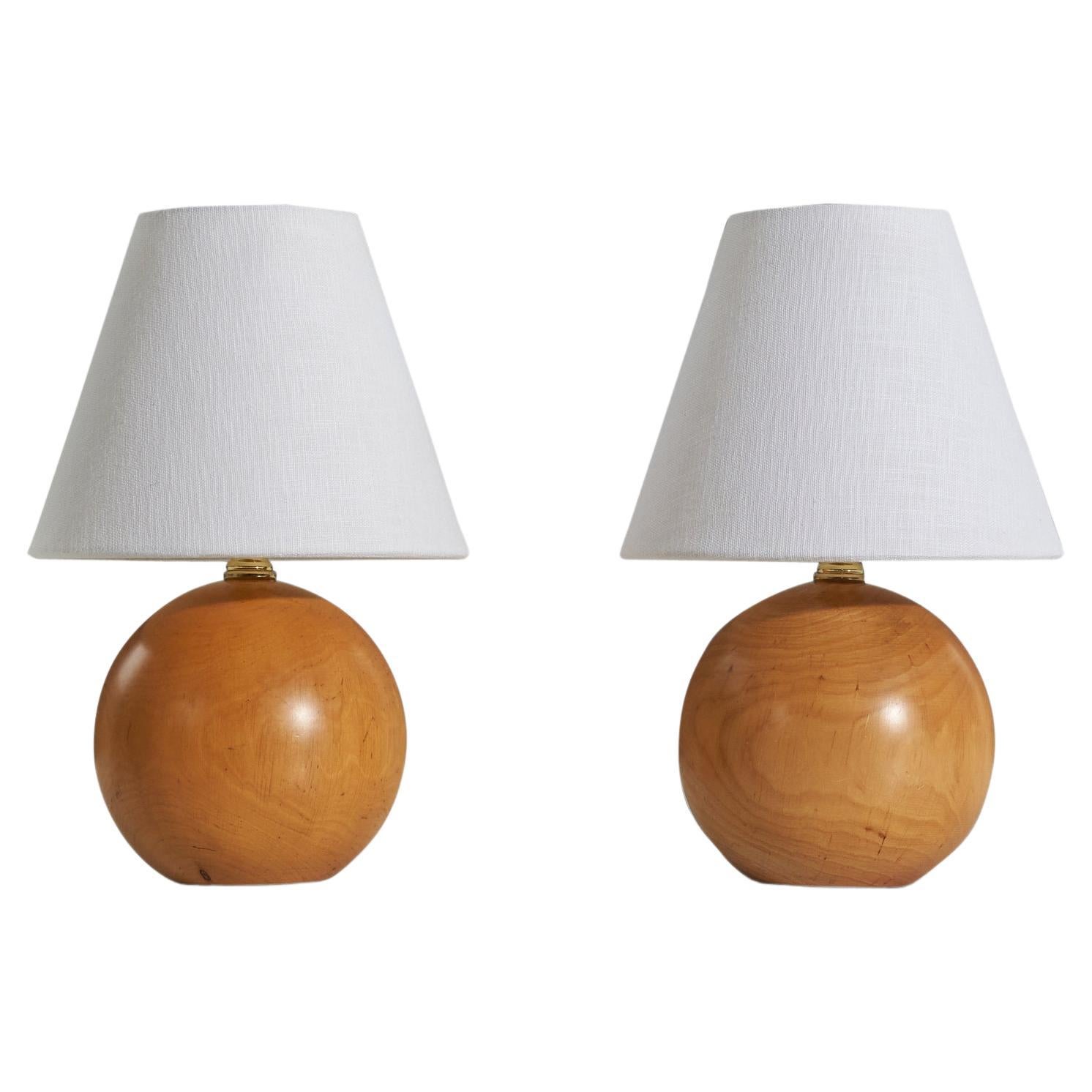 American Designer, Pair of Table Lamps, Wood, United States, 1960s For Sale