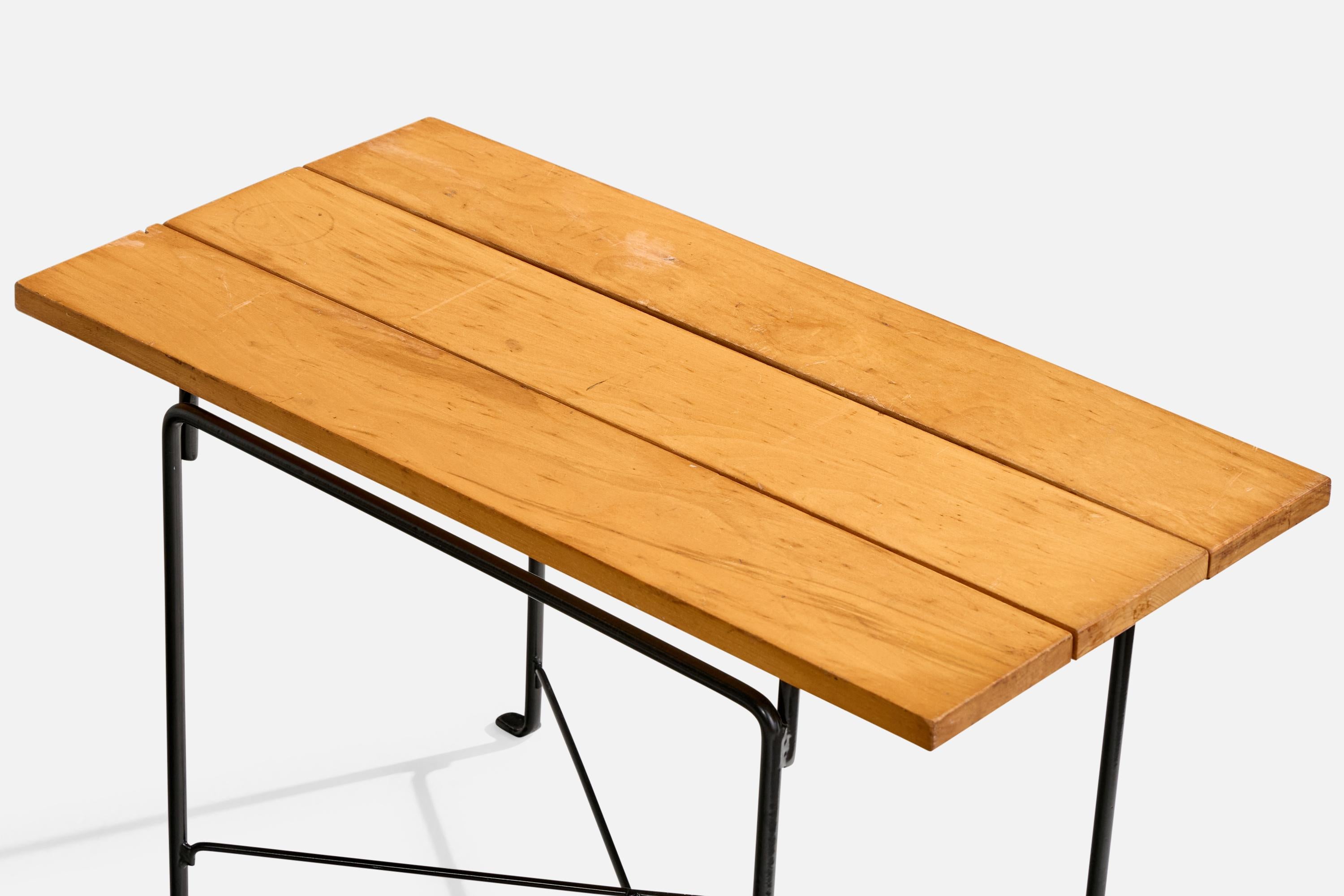 American Designer, Side Table, Maple, Iron, USA, 1950s For Sale 1