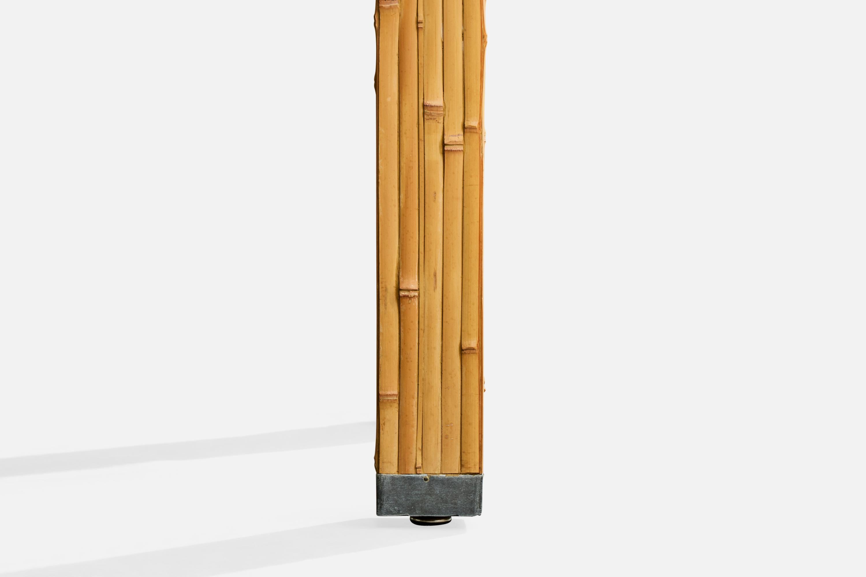 Designer américain, tables d'appoint, bambou, métal, États-Unis, années 1960 en vente 2