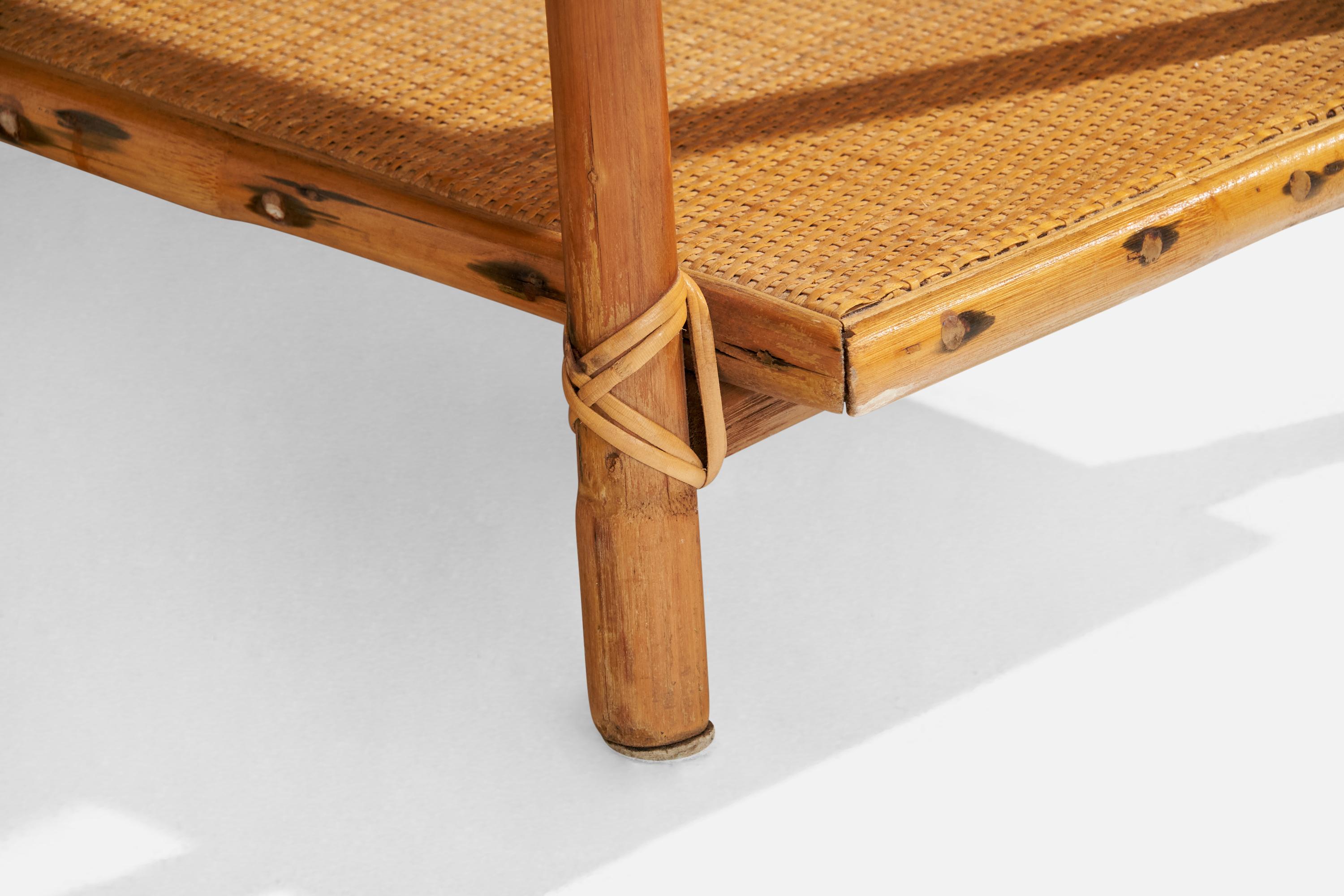Amerikanische Designerin, Beistelltische, Bambus, Rattan, Schilfrohr, USA, 1950er Jahre im Angebot 4