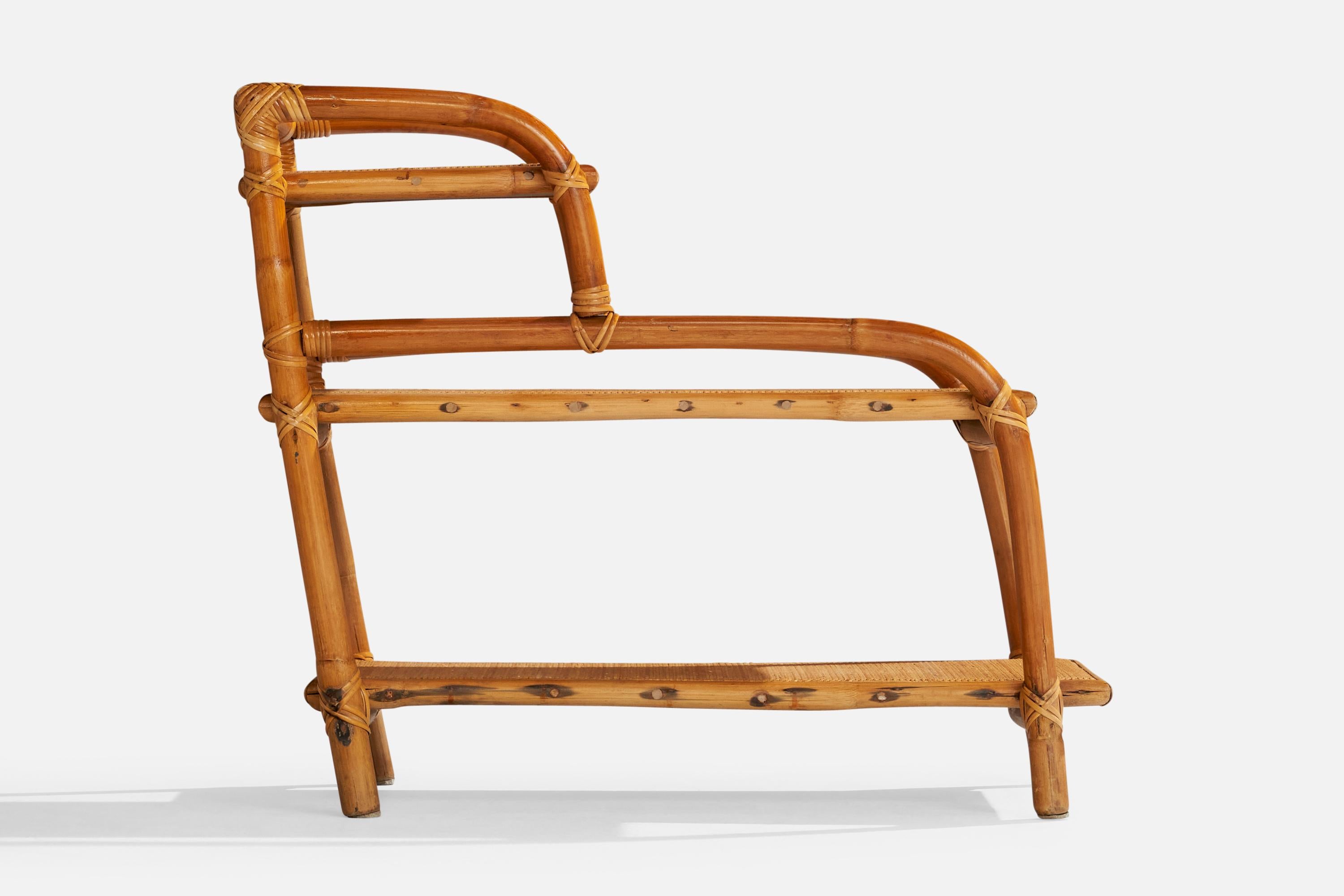 Amerikanische Designerin, Beistelltische, Bambus, Rattan, Schilfrohr, USA, 1950er Jahre im Zustand „Gut“ im Angebot in High Point, NC