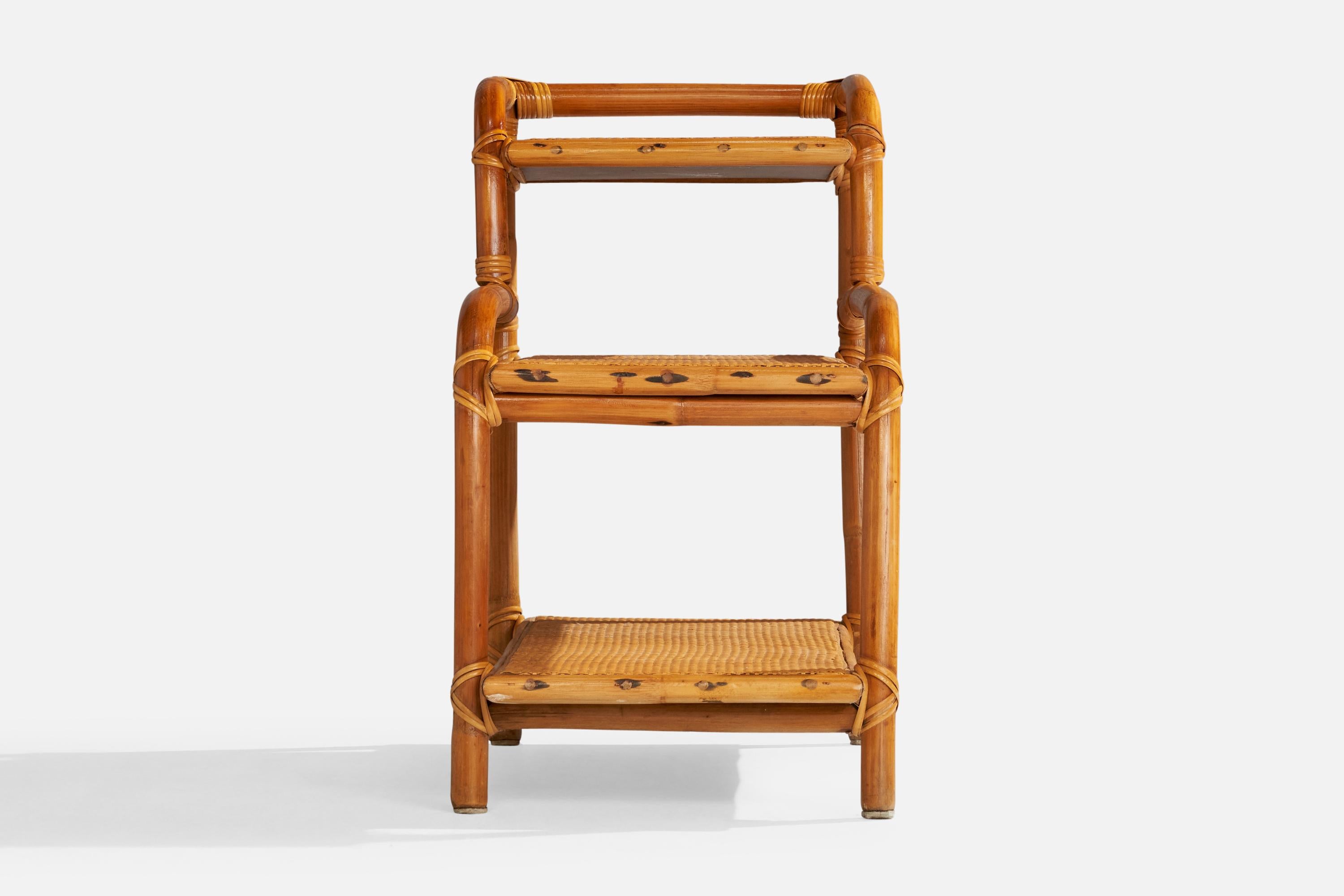 Amerikanische Designerin, Beistelltische, Bambus, Rattan, Schilfrohr, USA, 1950er Jahre (Mitte des 20. Jahrhunderts) im Angebot