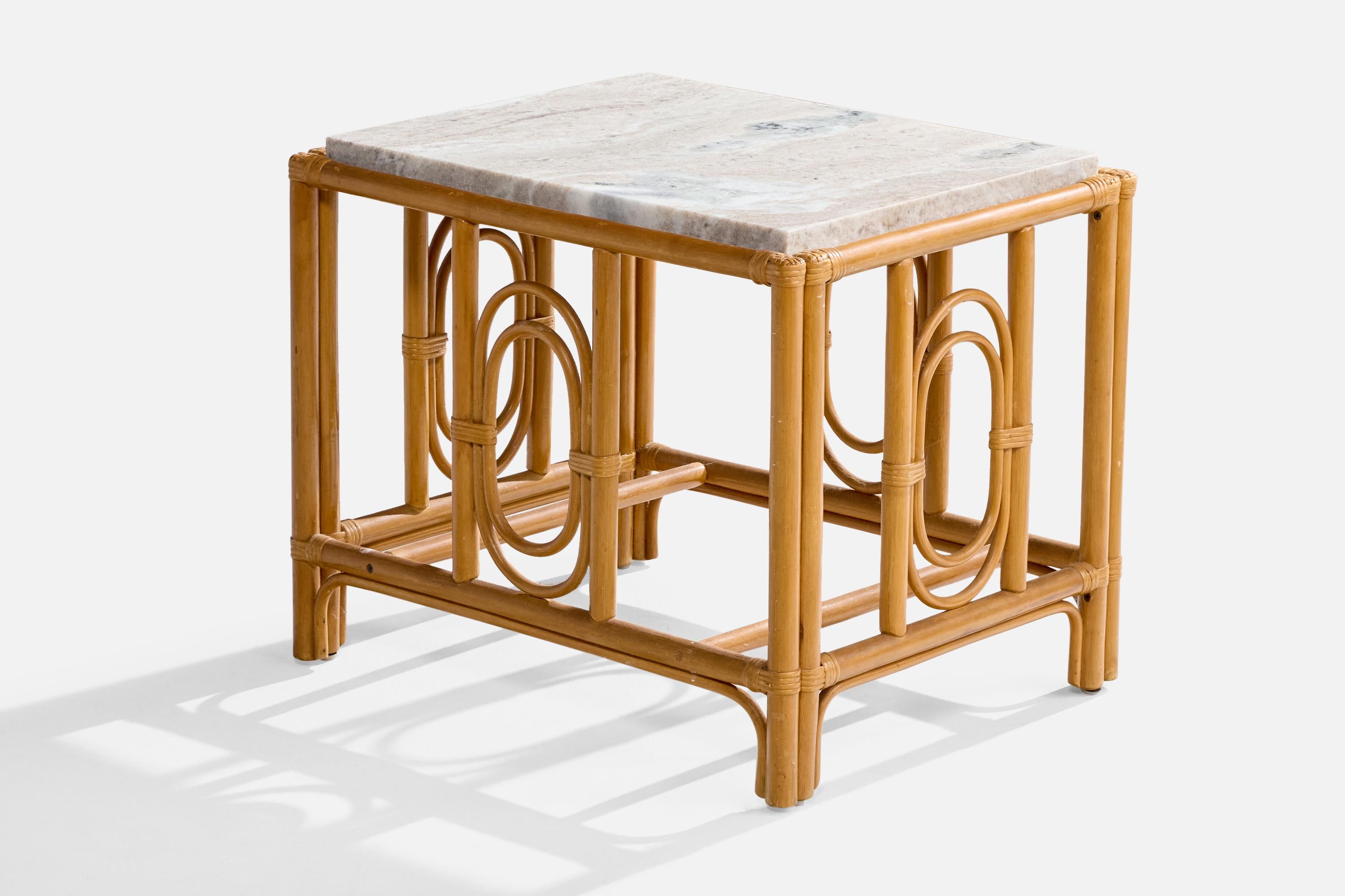 Américain Designer américain, tables d'appoint, bambou, rotin, marbre, États-Unis, années 1960 en vente