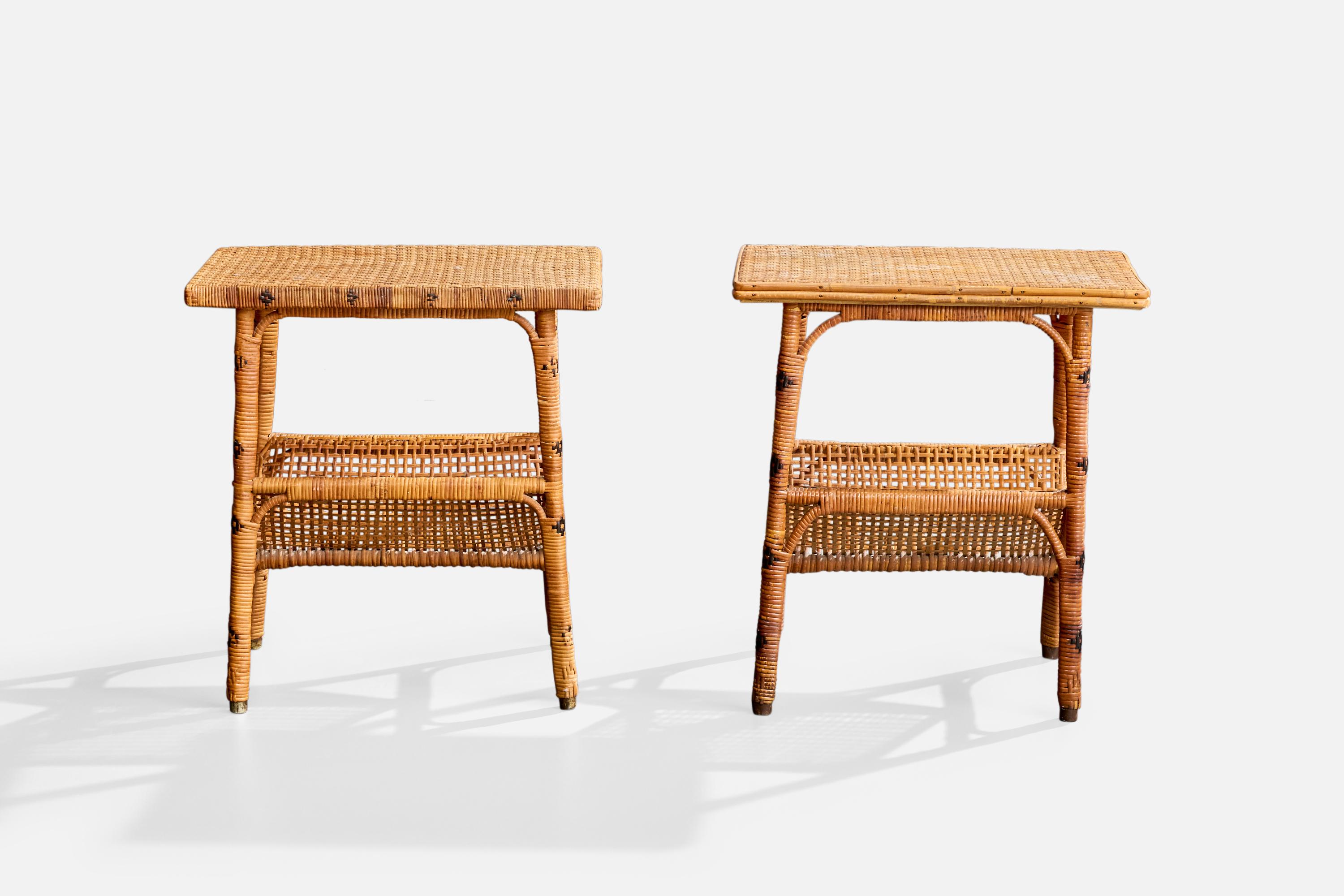 Designer américain, tables d'appoint, rotin, laiton, États-Unis, années 1950 Bon état - En vente à High Point, NC