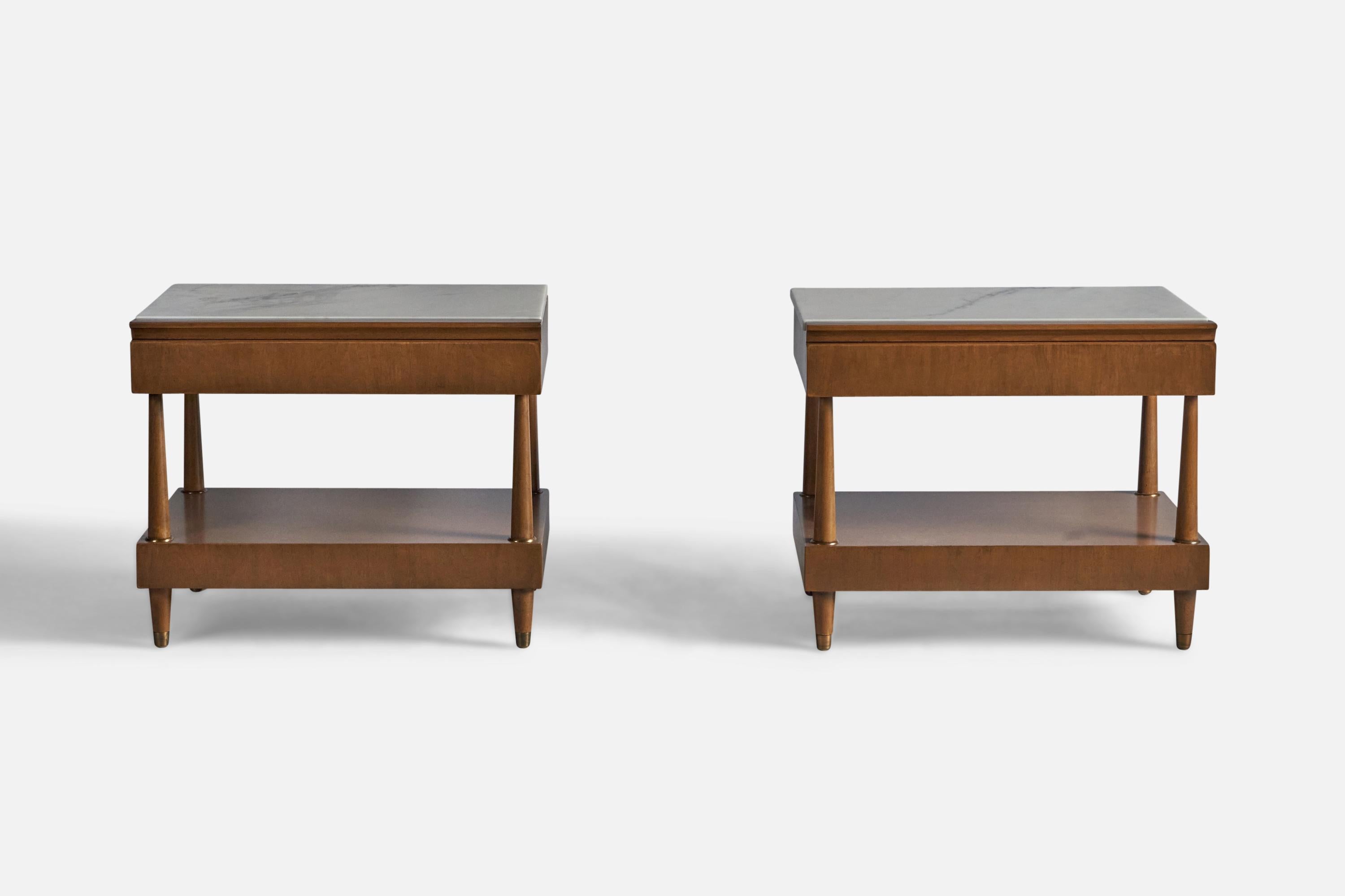 A pair of walnut and Carrara marble side table or nightstands, designed and produced in the US, c. 1950s.