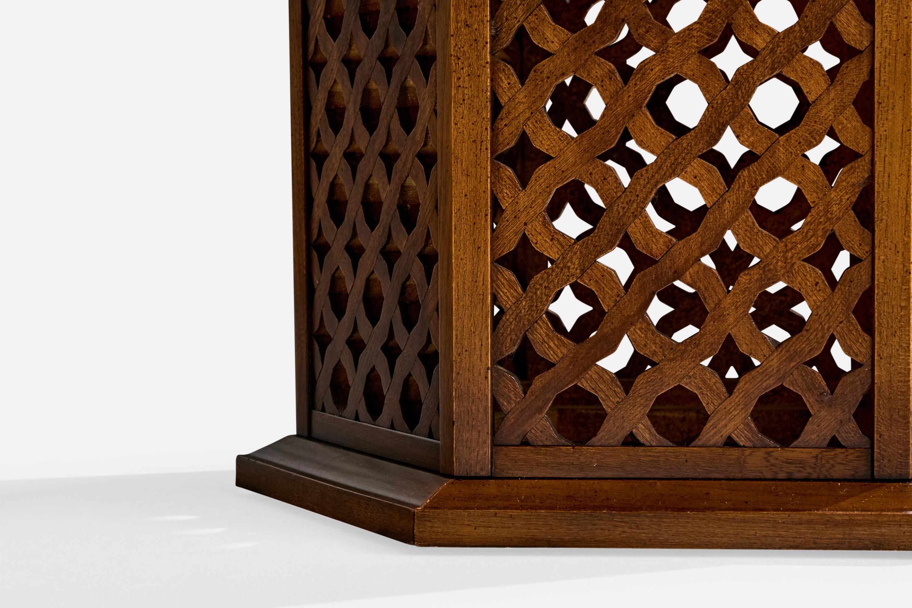 Designer américain, tables d'appoint, noyer, États-Unis, années 1950 en vente 3