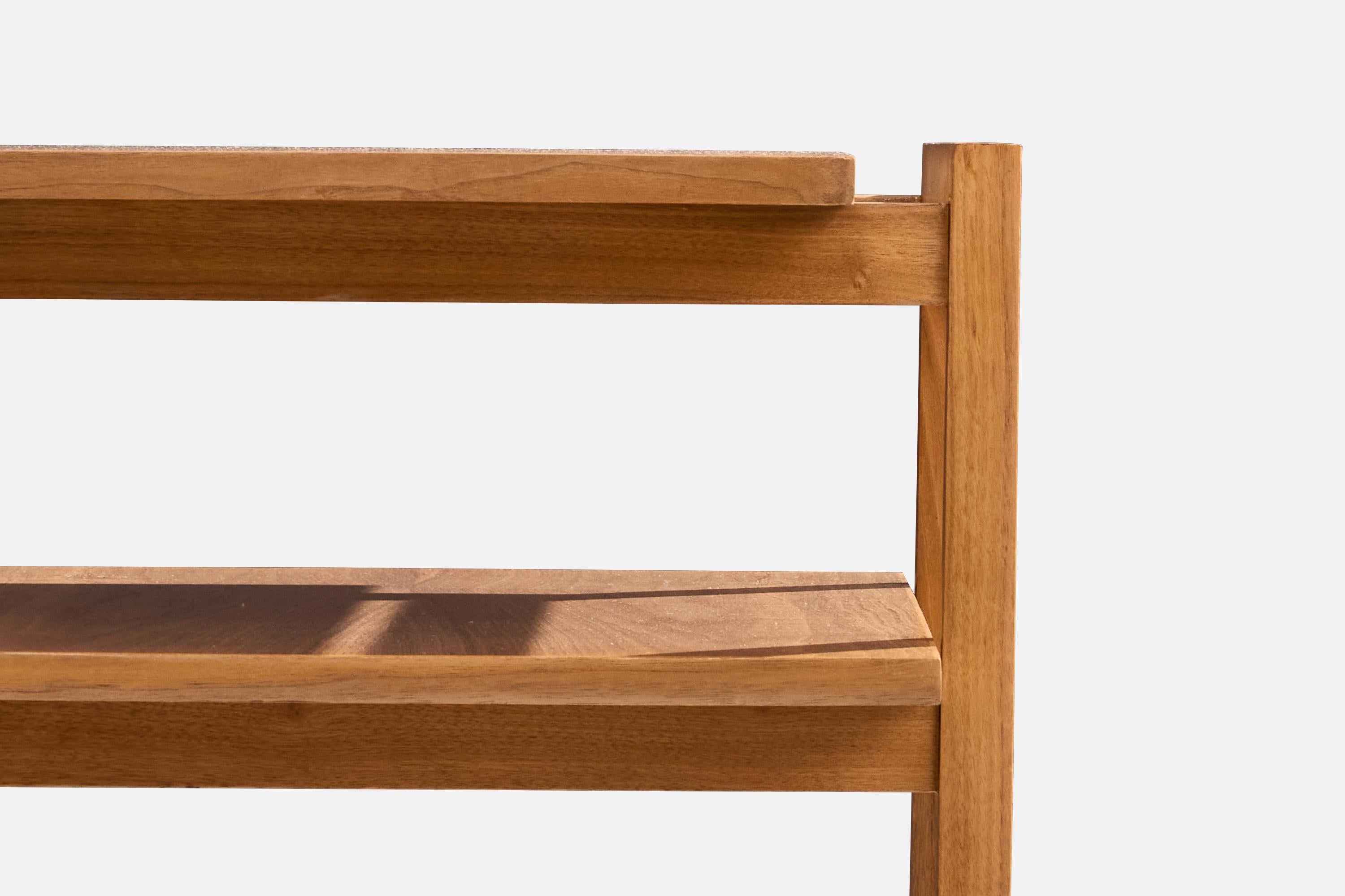 Noyer Designer américain, tables d'appoint, noyer, États-Unis, années 1950 en vente