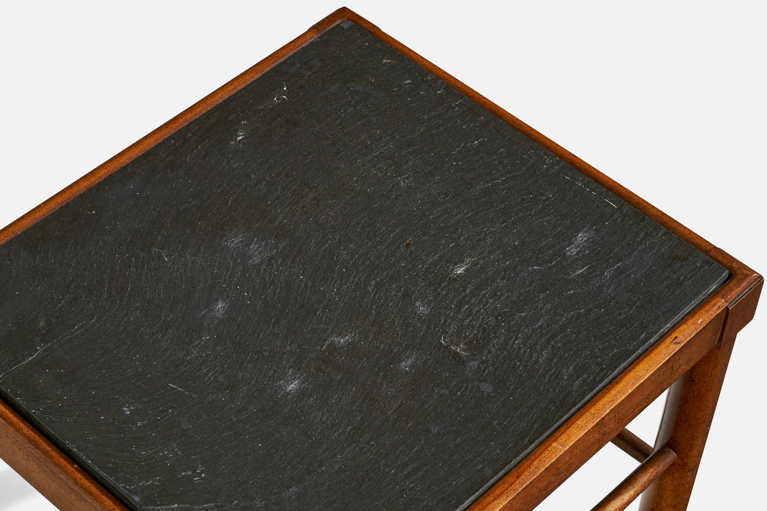 Diseñador americano, Mesas auxiliares, Madera, Pizarra, EE.UU., Años 50 Moderno de mediados de siglo en venta