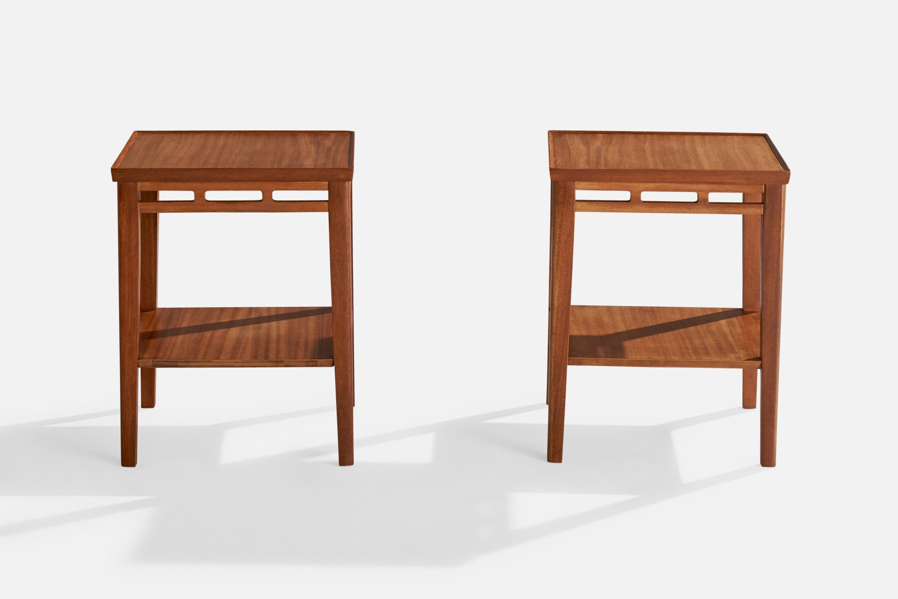 Mid-Century Modern Designer américain, tables d'appoint, bois, États-Unis, années 1950 en vente