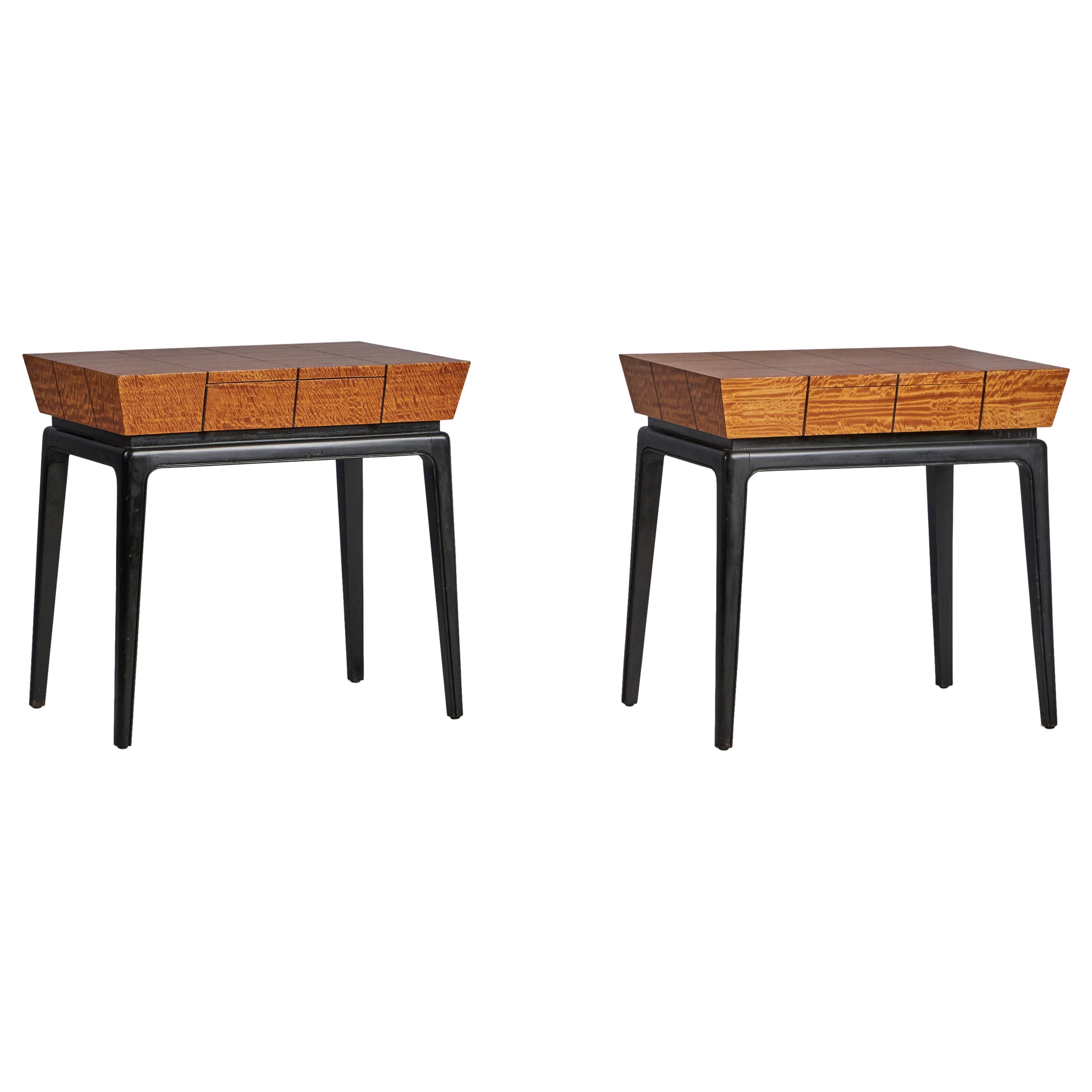 Diseñador americano, Mesas auxiliares, Madera, EE.UU., Década de 1950