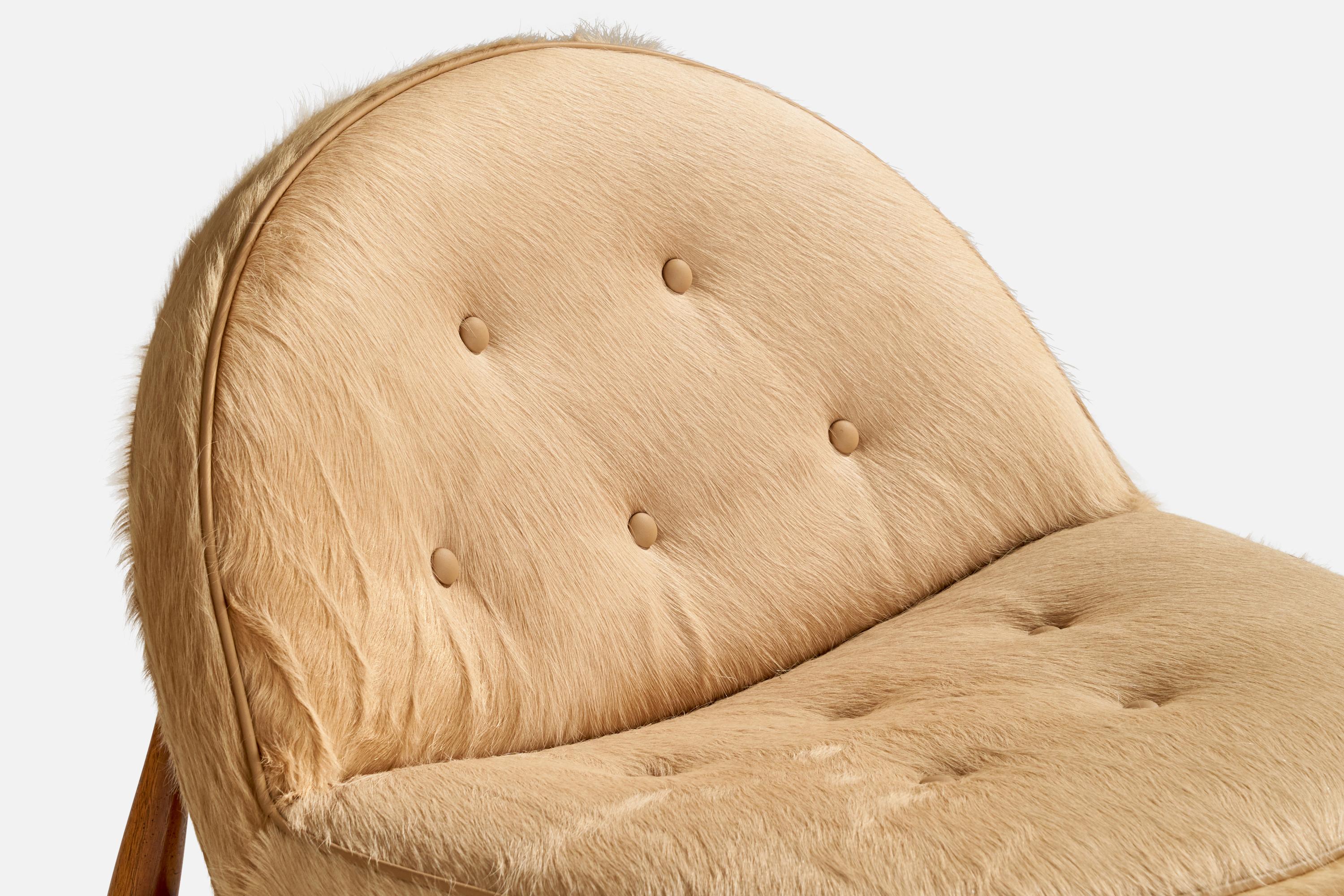 Peau d'animal Design/One, Oak, Peau de Poney, USA, années 1950 en vente