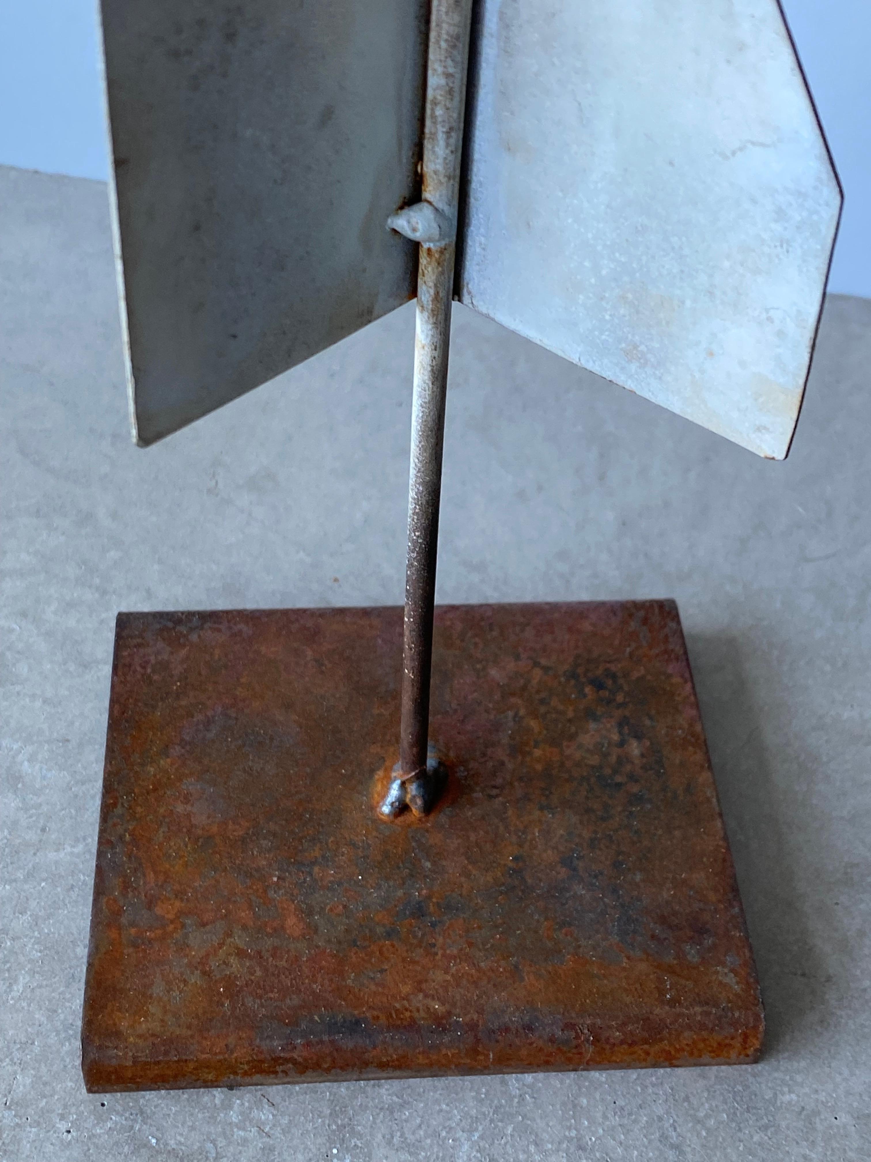 American Designer, Small Abstract Sculpture, Metal, Brass, Paint, USA, 1960s For Sale 2