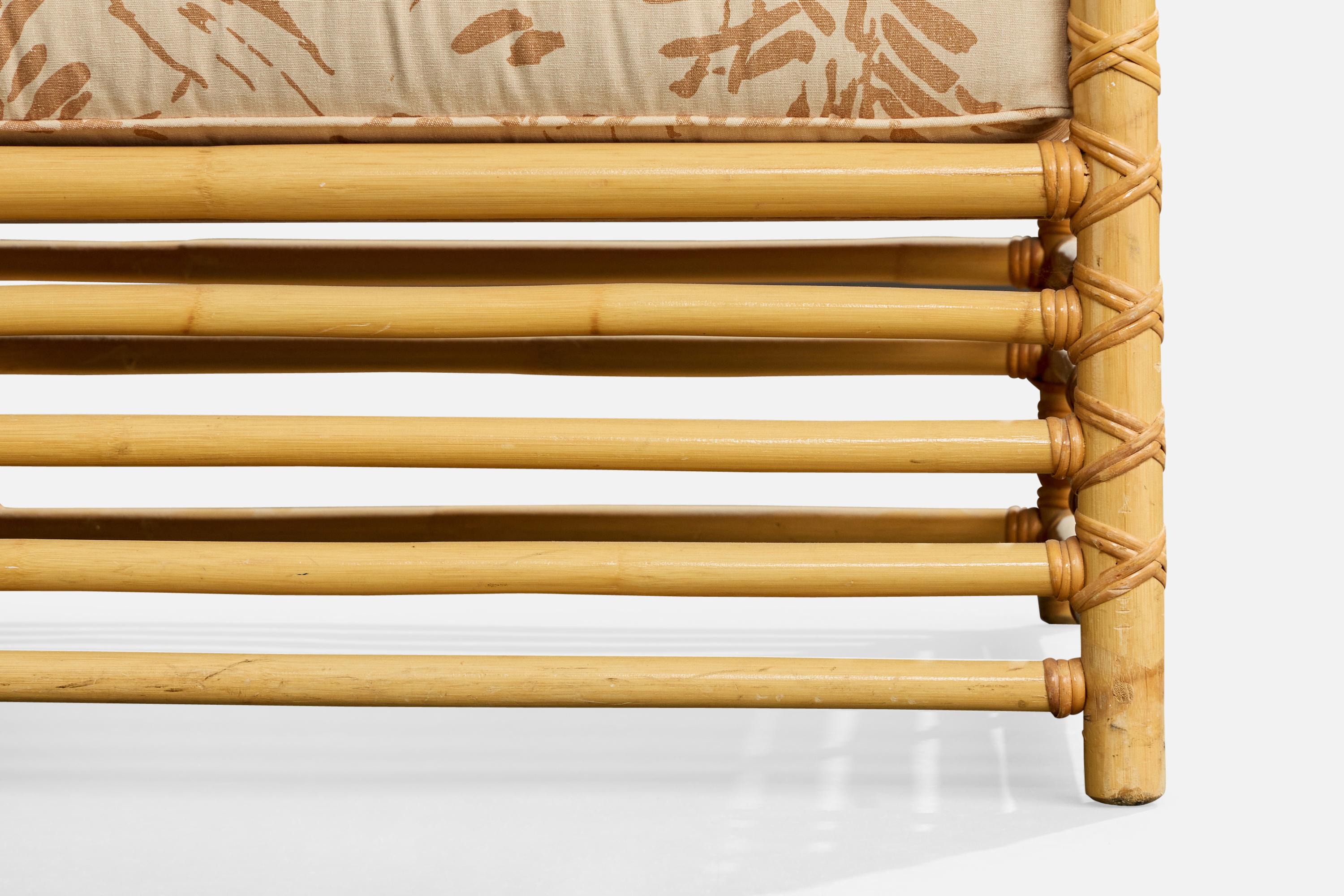 American Designer, Sofa, Bamboo, Rattan, Fabric, USA, 1980s im Angebot 3