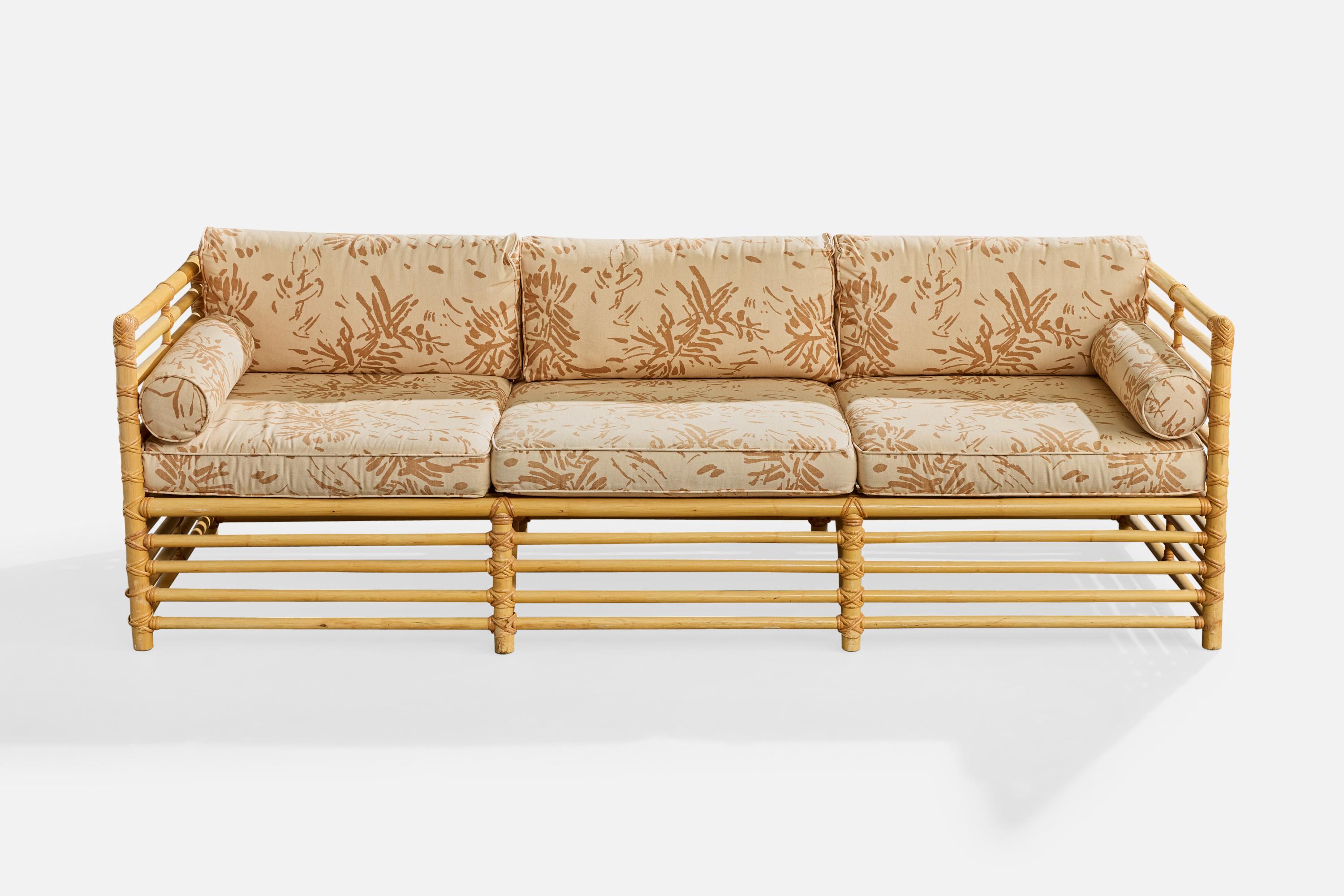 American Designer, Sofa, Bamboo, Rattan, Fabric, USA, 1980s (Moderne der Mitte des Jahrhunderts) im Angebot