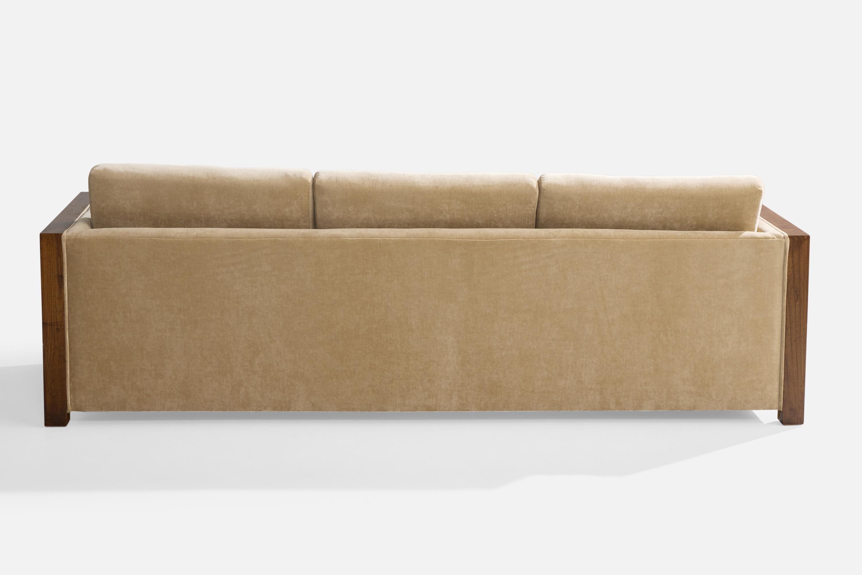 Amerikanische Designerin, Sofa, Eiche, Samt, USA, 1950er Jahre im Zustand „Gut“ im Angebot in High Point, NC