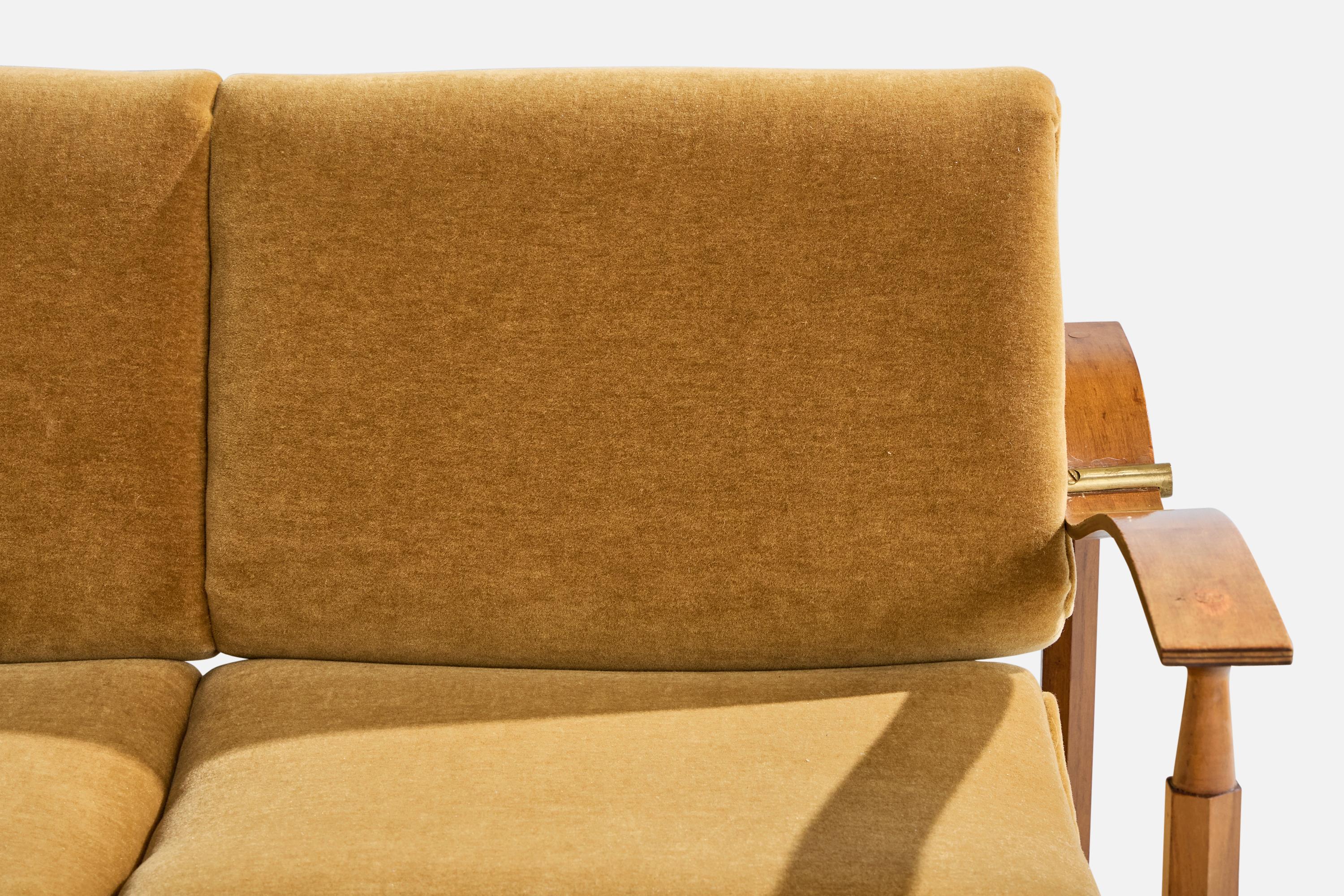 Mid-Century moderno American Designer, Divano, Wood, Ottone, Velluto, USA, anni '50 in vendita
