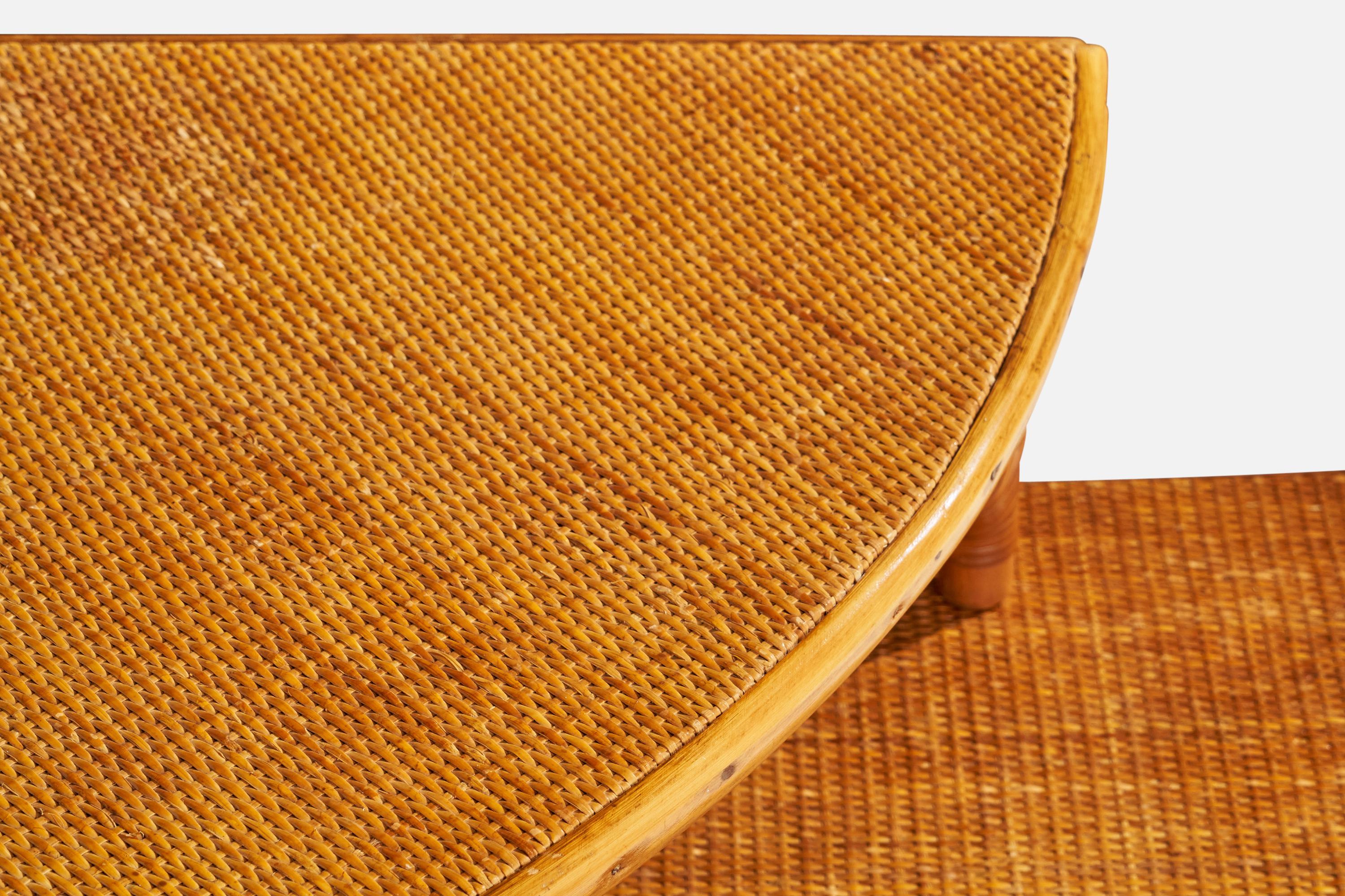 American Designer, Stacking Table, Bamboo, Rattan, Cane, USA, 1950s For Sale 8