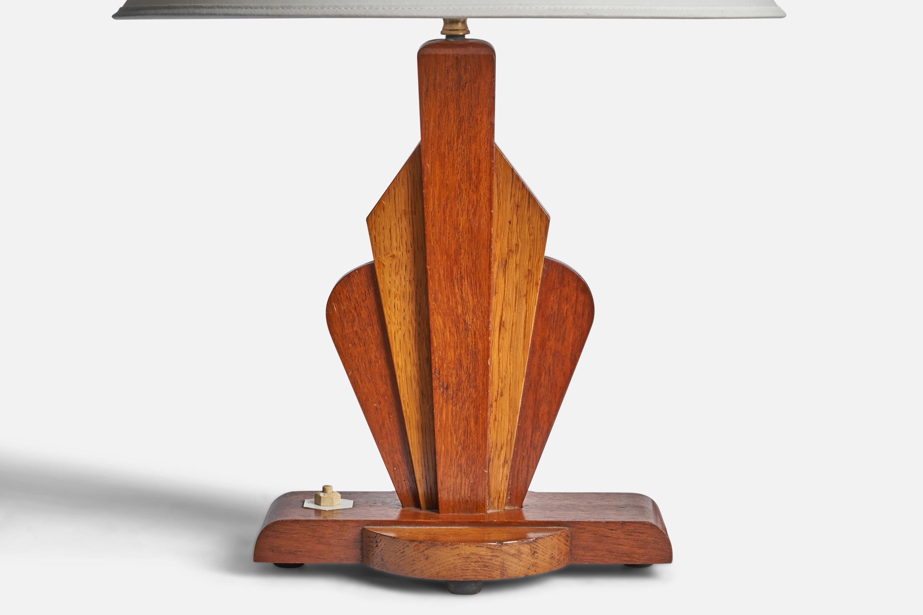 American Designer, Table Lamp, Birch, Teak, USA, 1950s In Good Condition For Sale In High Point, NC