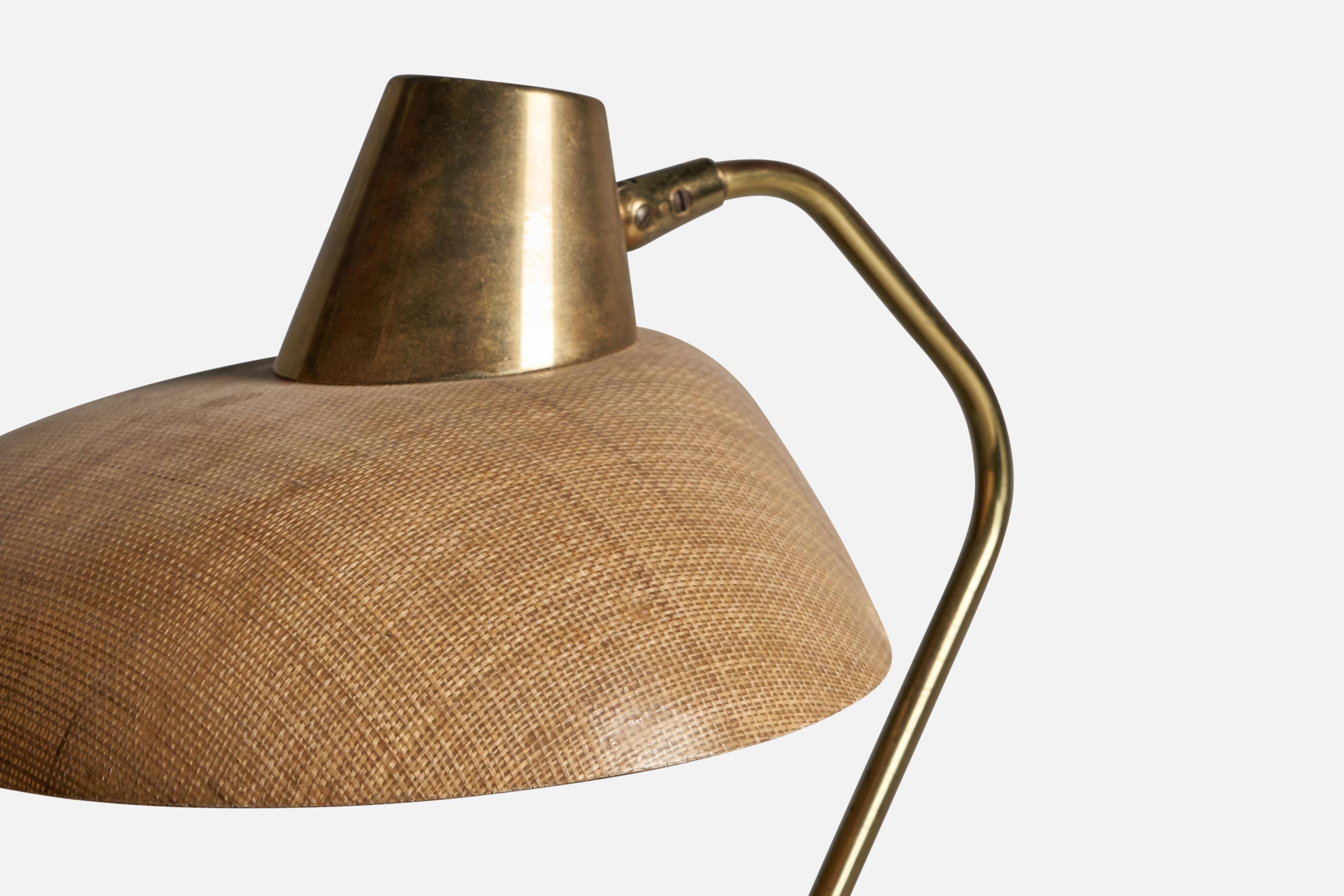 Mid-20th Century American Designer, Table Lamp, Brass, Fiberglass, Raffia, USA, 1950s For Sale