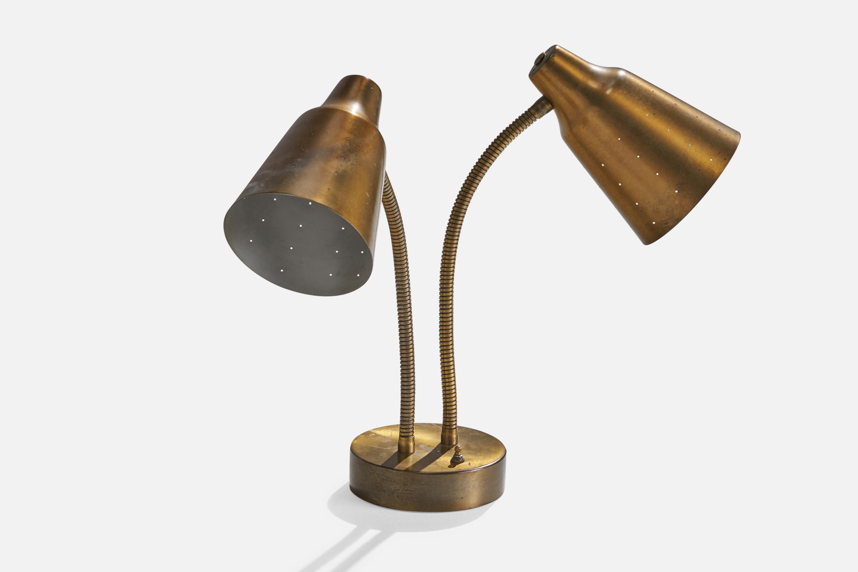 American Designer, Table Lamp, Brass, USA, 1950s In Fair Condition For Sale In High Point, NC