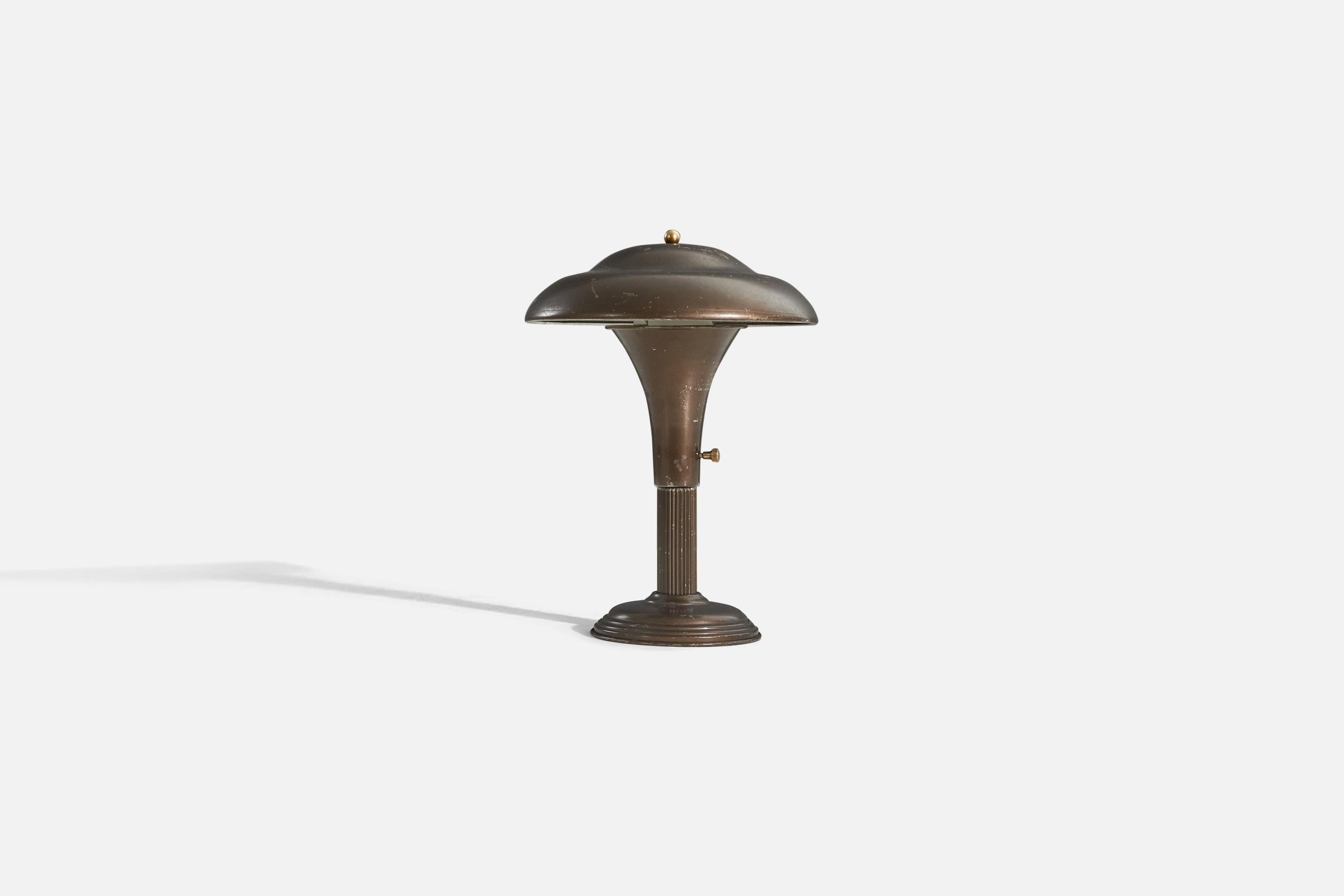 Mid-Century Modern American Designer, Table Lamp, Brown Metal, United States, 1930s For Sale