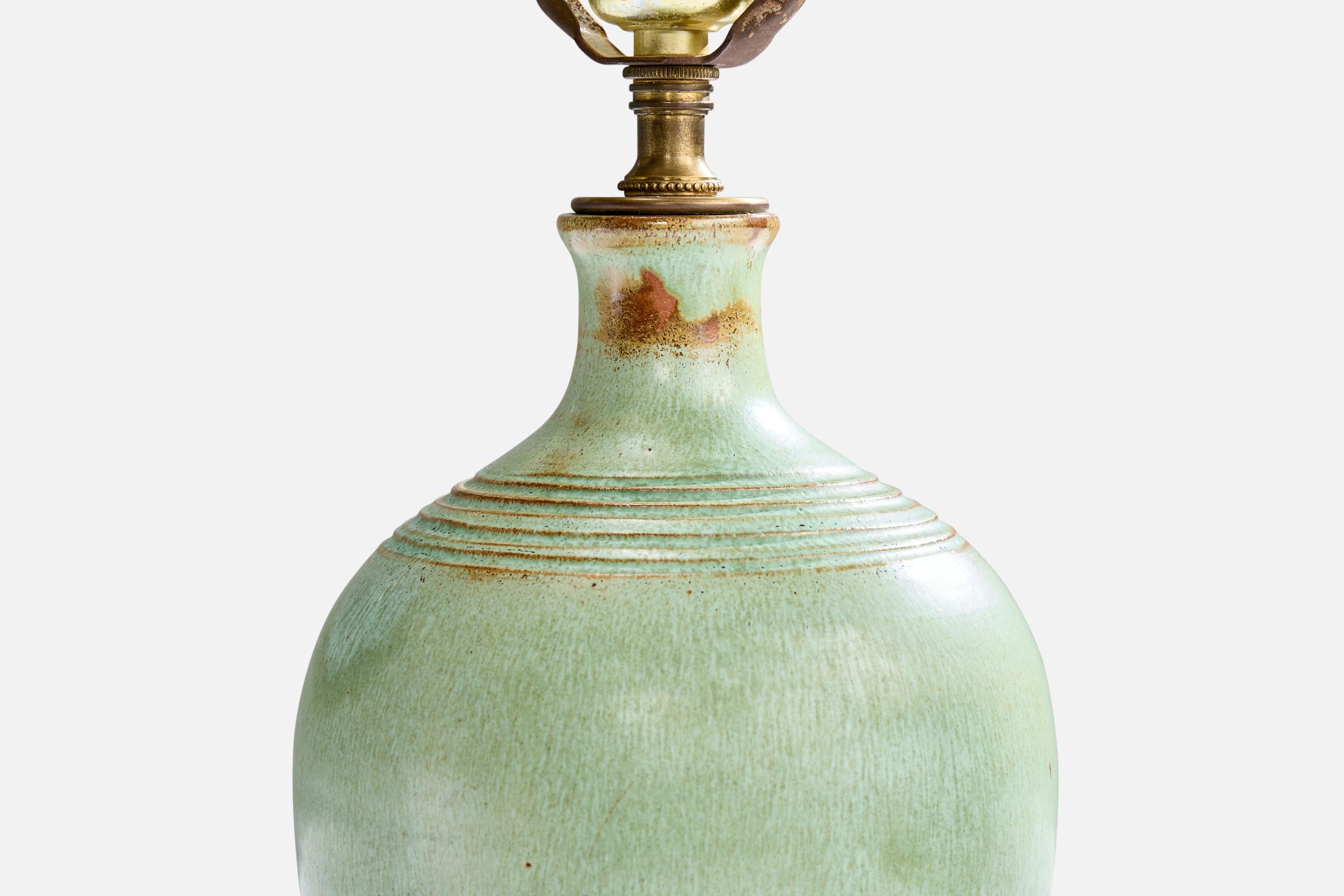 Diseñador americano, Lámpara de mesa, Cerámica, EE.UU., Década de 1950 en Bueno estado para la venta en High Point, NC