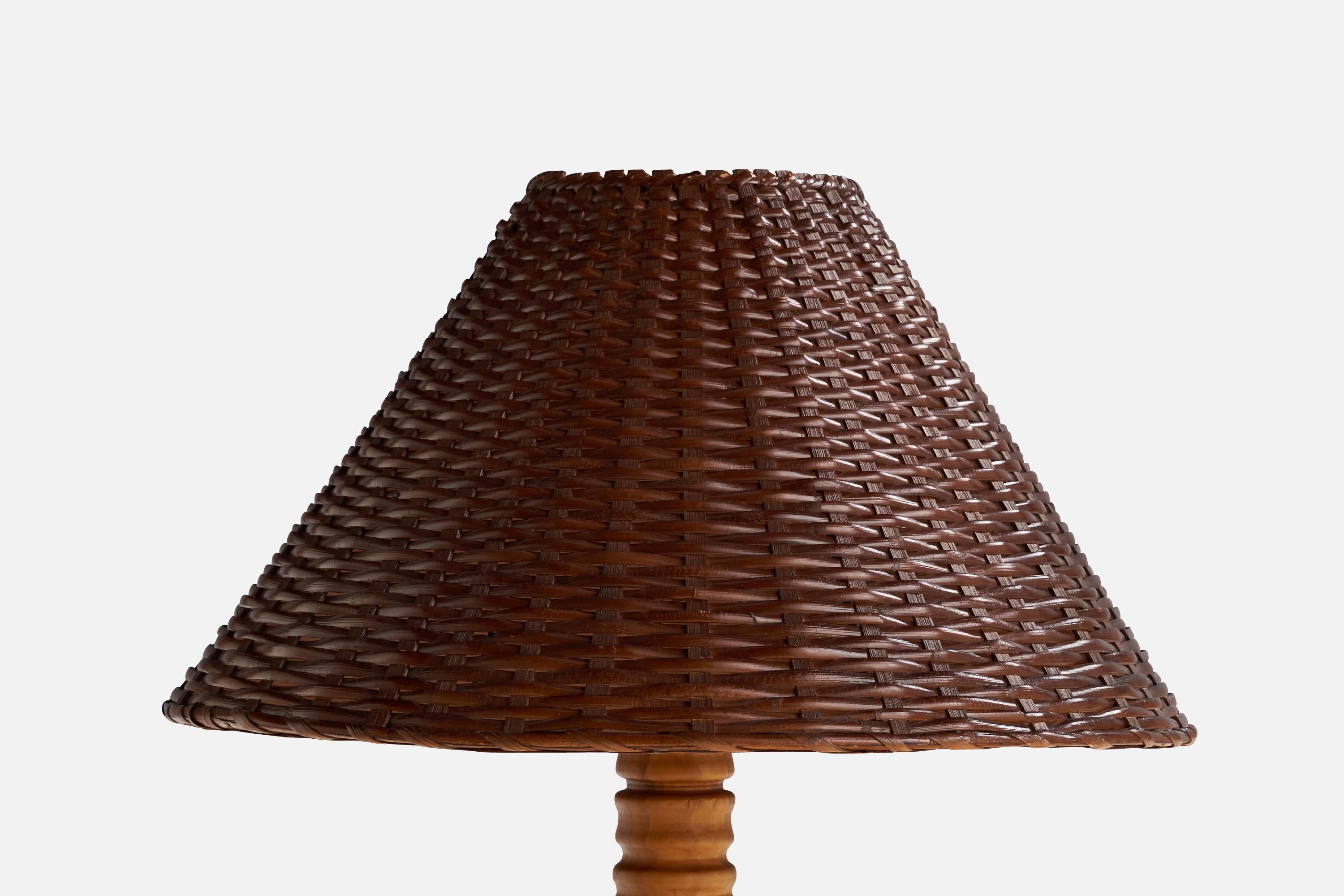 Mid-20th Century American Designer, Table Lamp, Hickory, Rattan, USA, 1960s For Sale