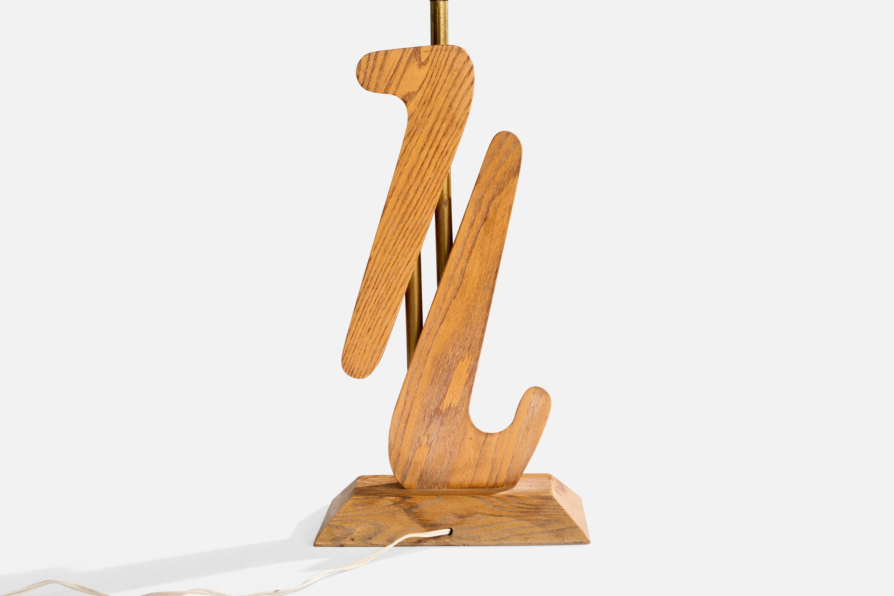 American Designer, Table Lamp, Oak, Brass, Paper, USA, 1950s en venta 2