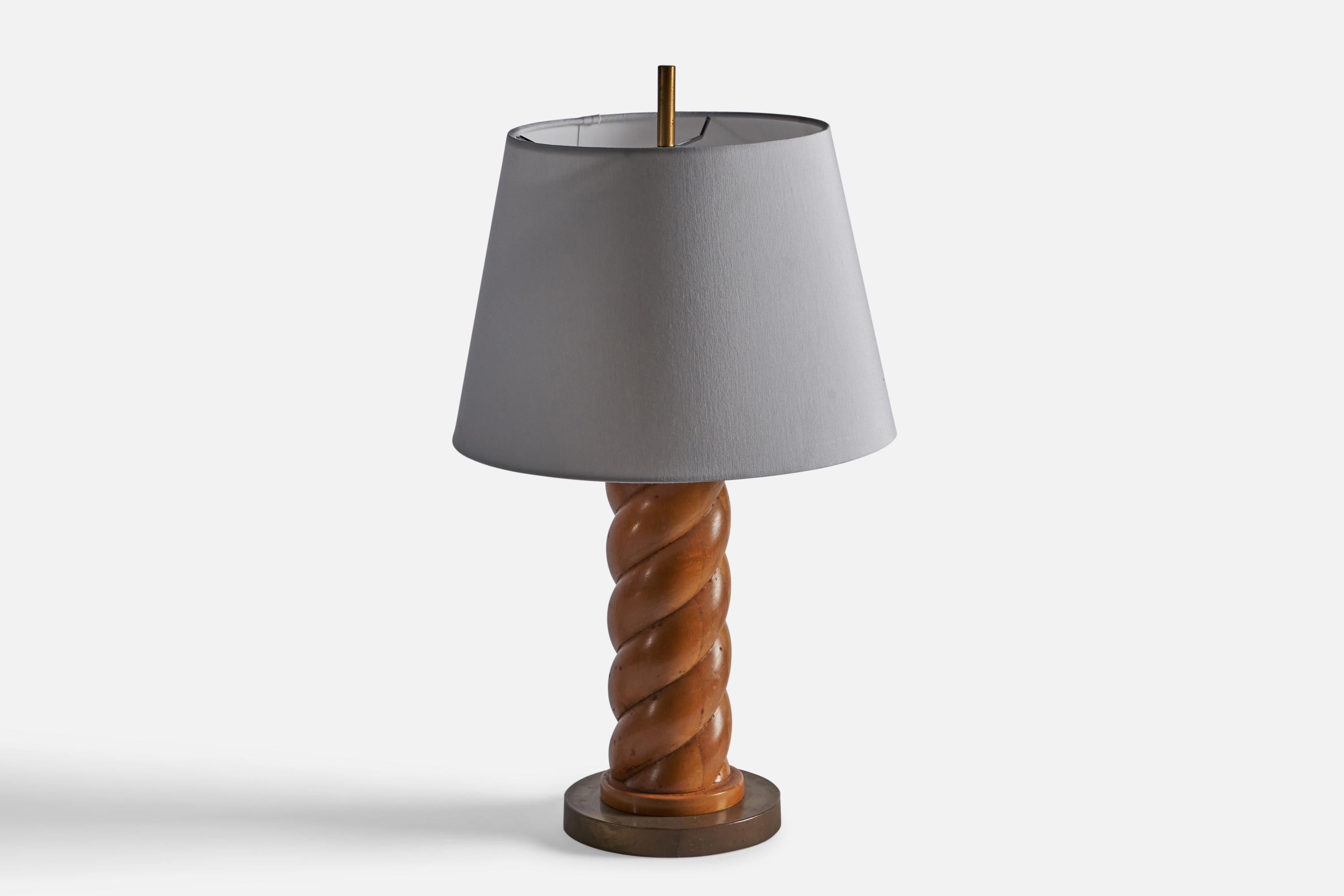 Mid-Century Modern American Designer, Table Lamp, Oak, Brass, USA, 1950s For Sale