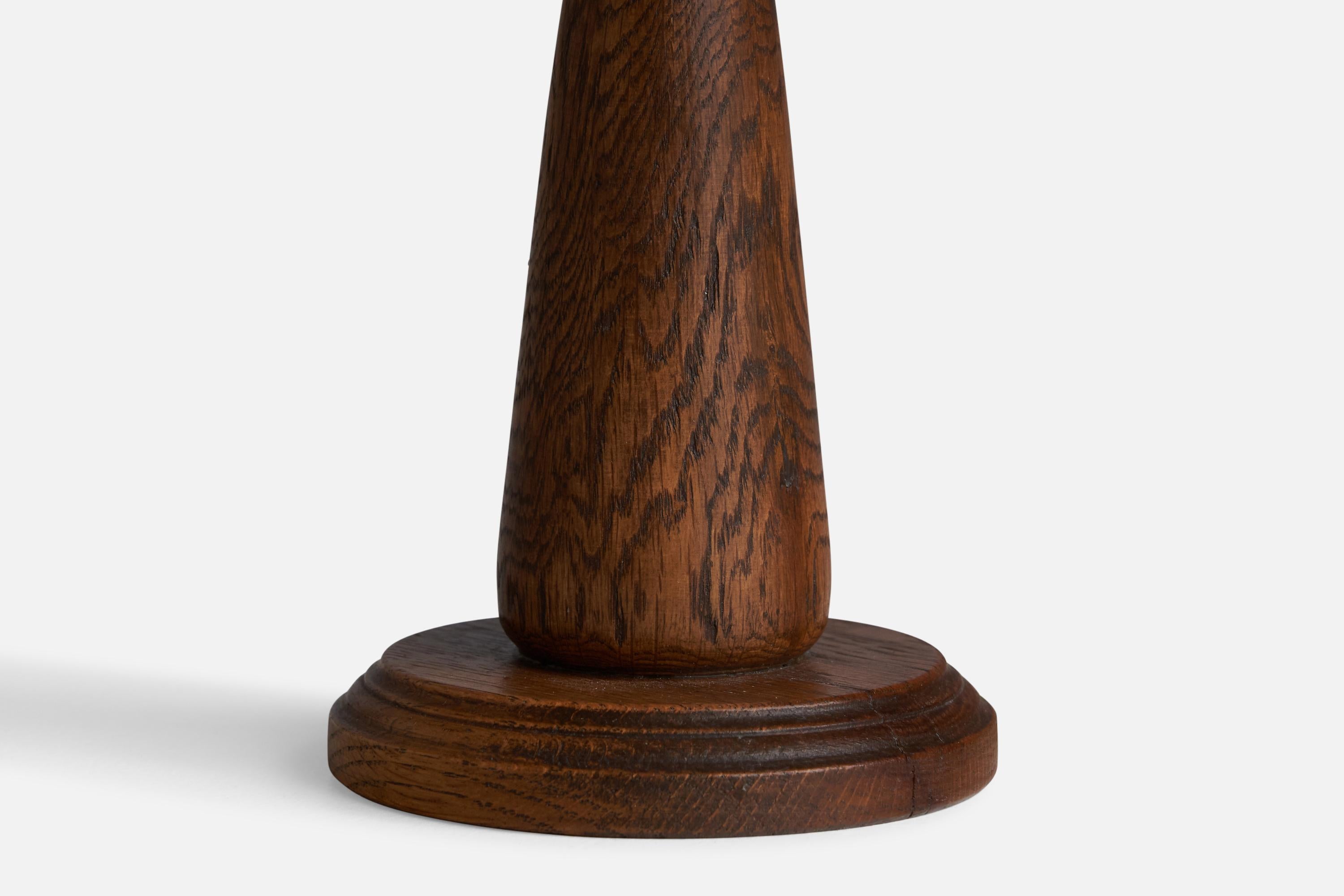 Designer américain, lampe de table, Oak Oak, Brass, USA, années 1950 Bon état - En vente à High Point, NC
