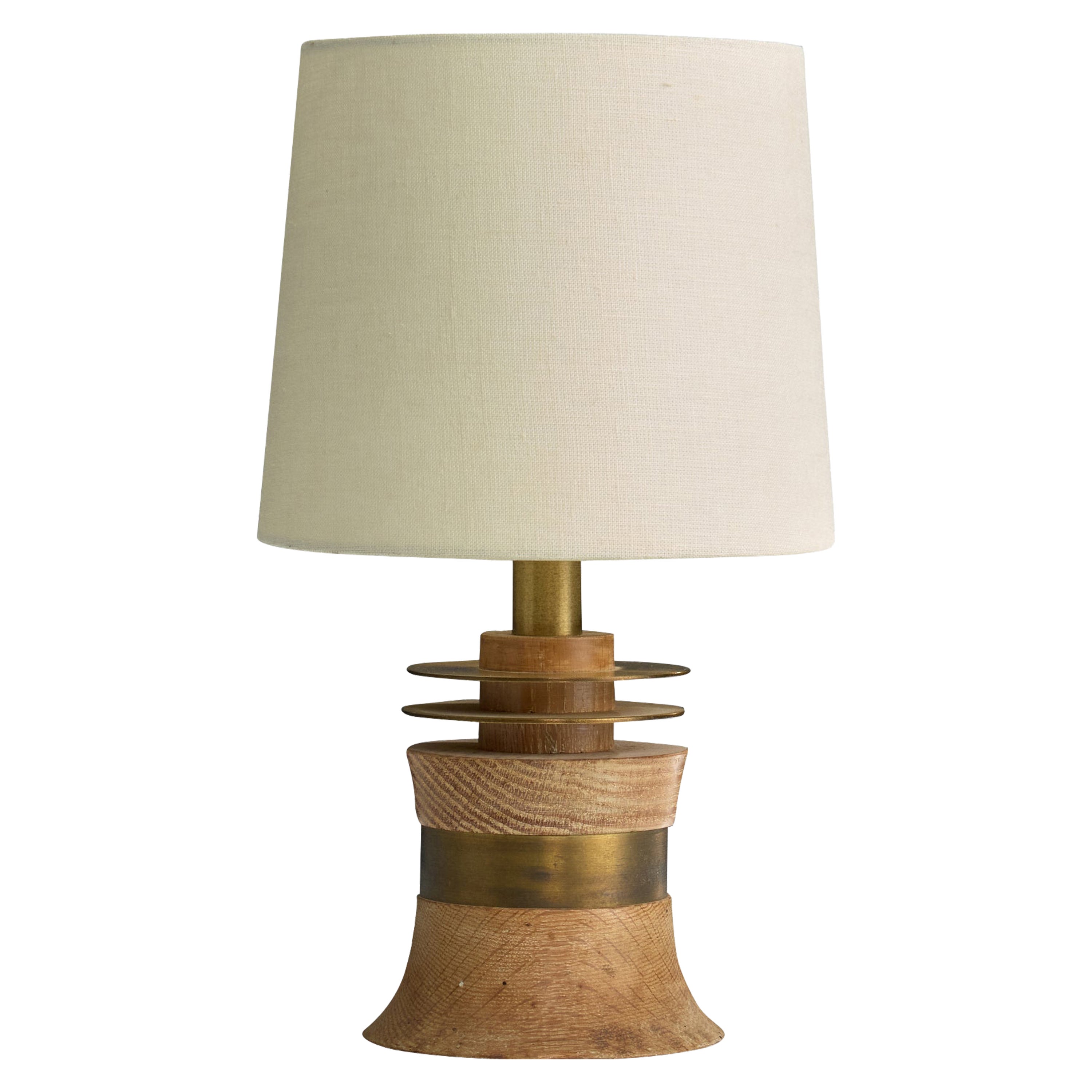American Designer, Table Lamp, Oak, Brass, USA, 1950s For Sale