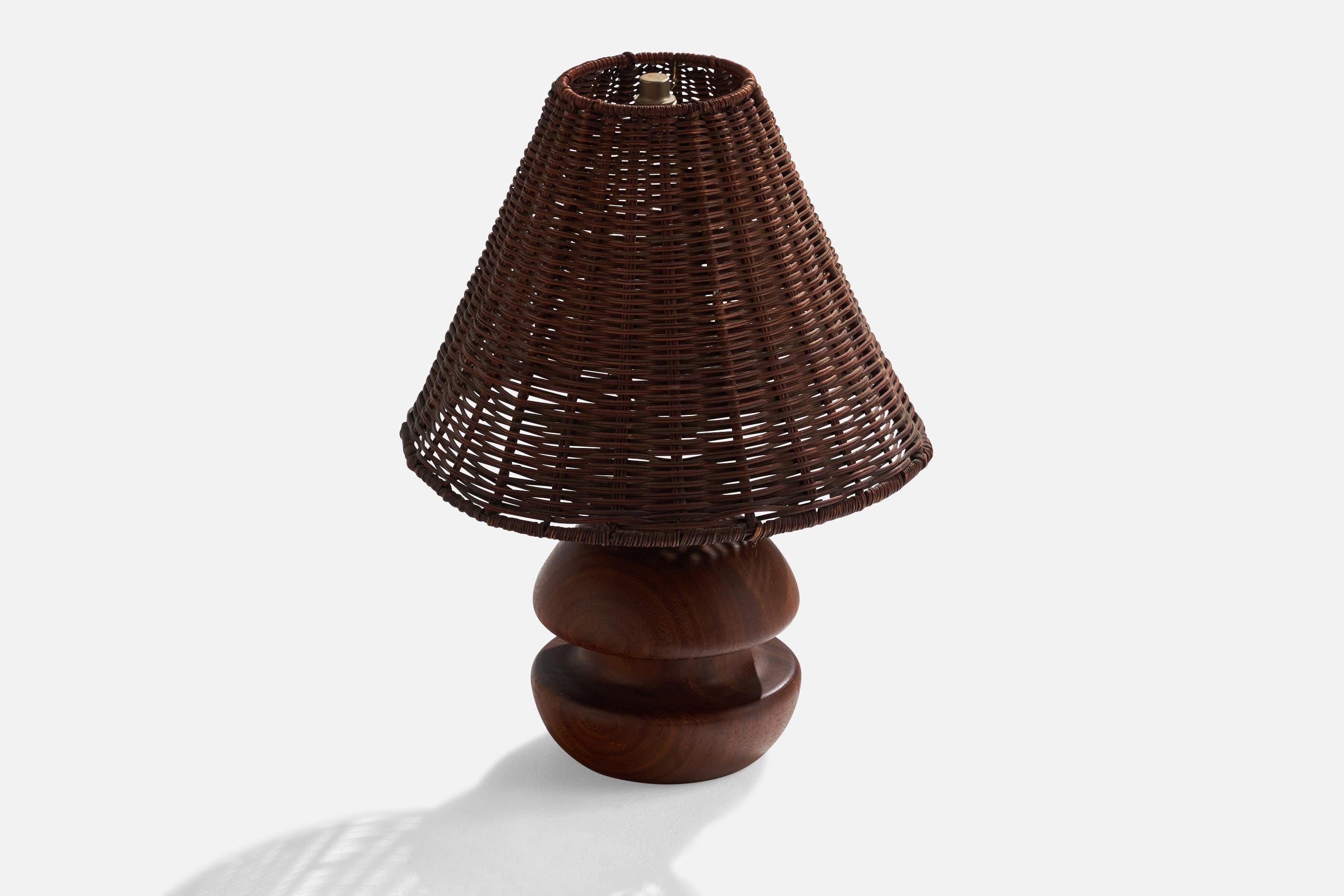 Mid-Century Modern American Designer, Table Lamp, Teak, Brass, Rattan, USA, 1960s For Sale