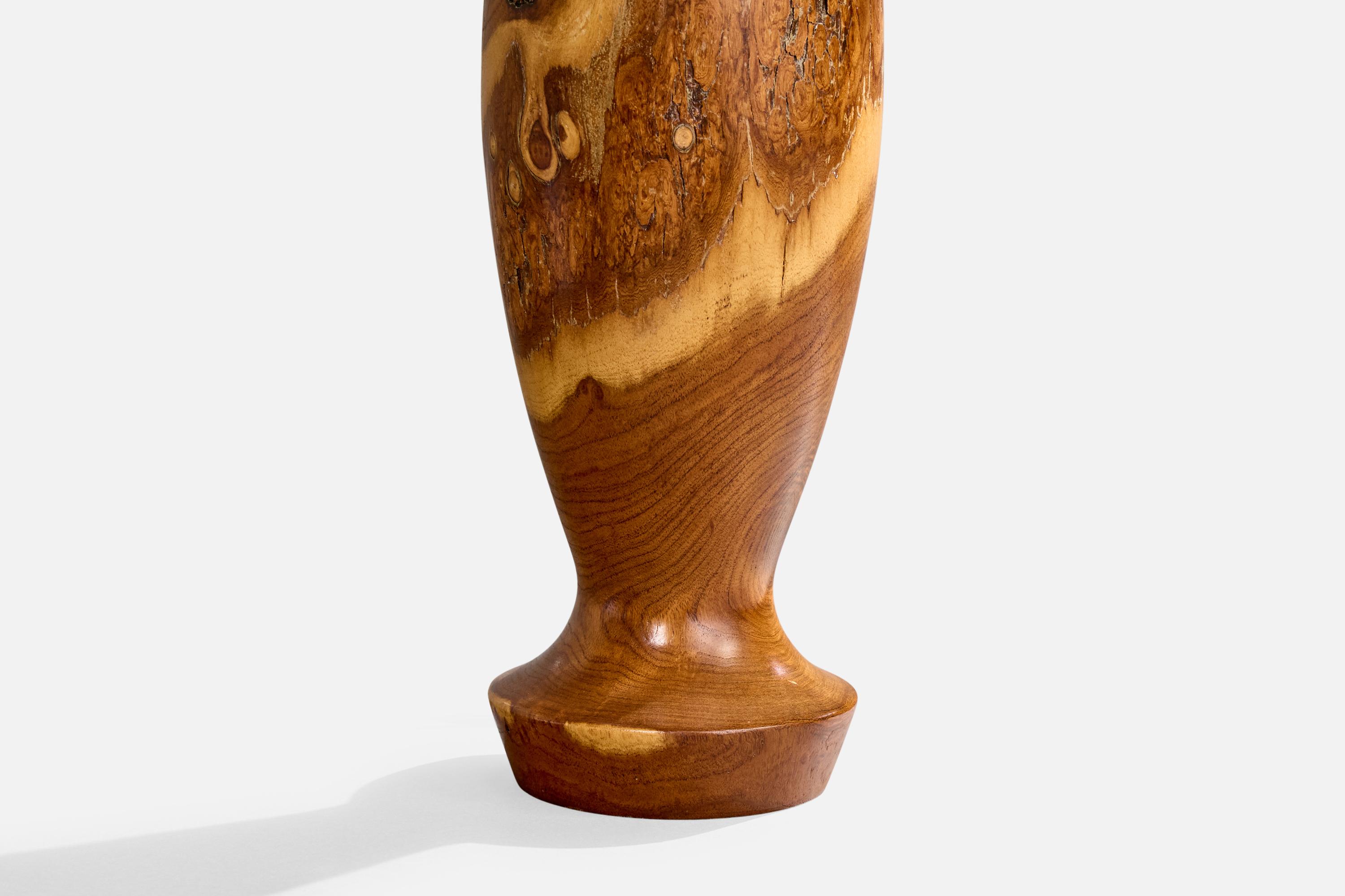 American Designer, Table Lamp, Wood, USA, 1950s For Sale 5