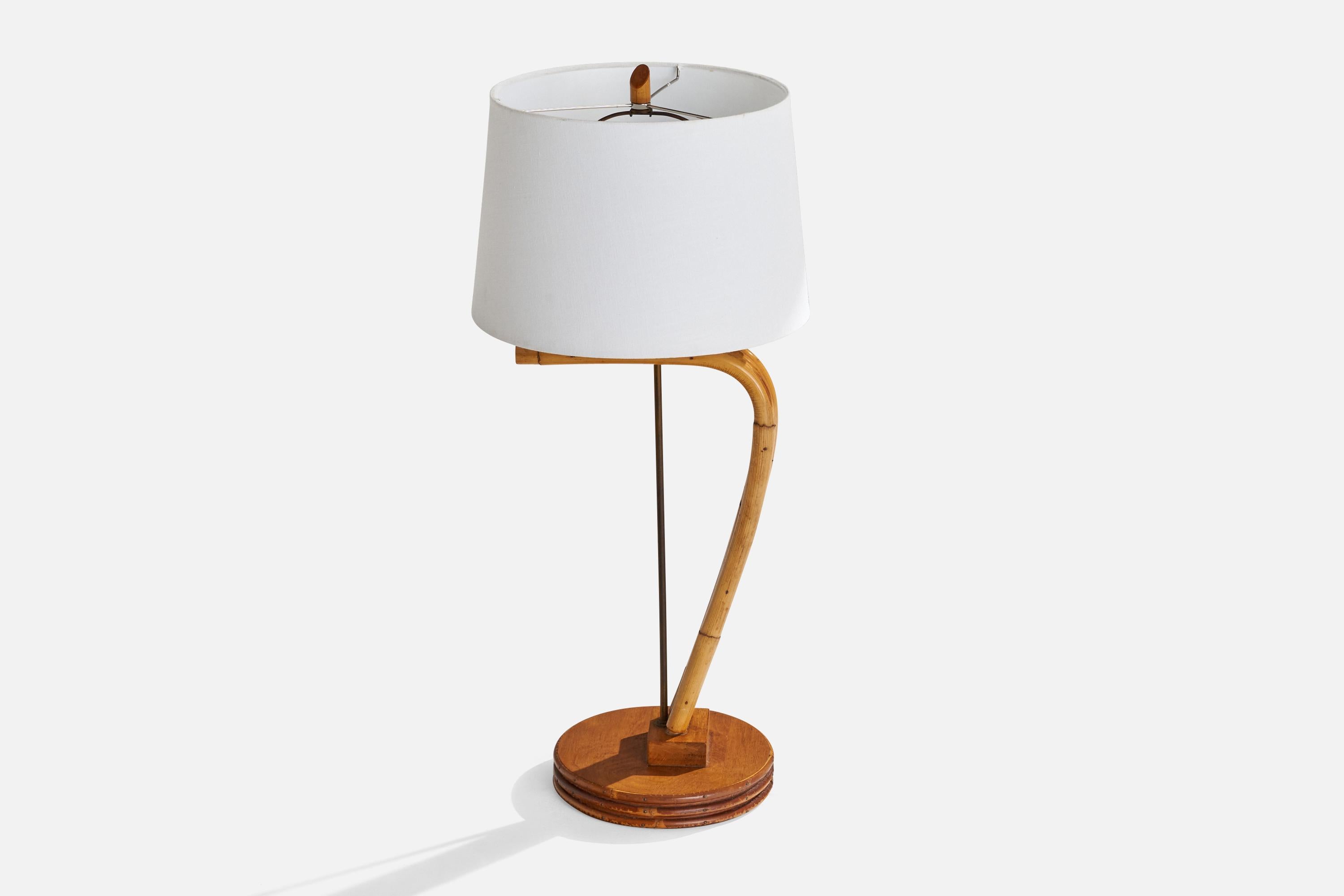 American Designer, Table Lamps, Bamboo, Brass, Wood, USA, 1950s In Good Condition For Sale In High Point, NC