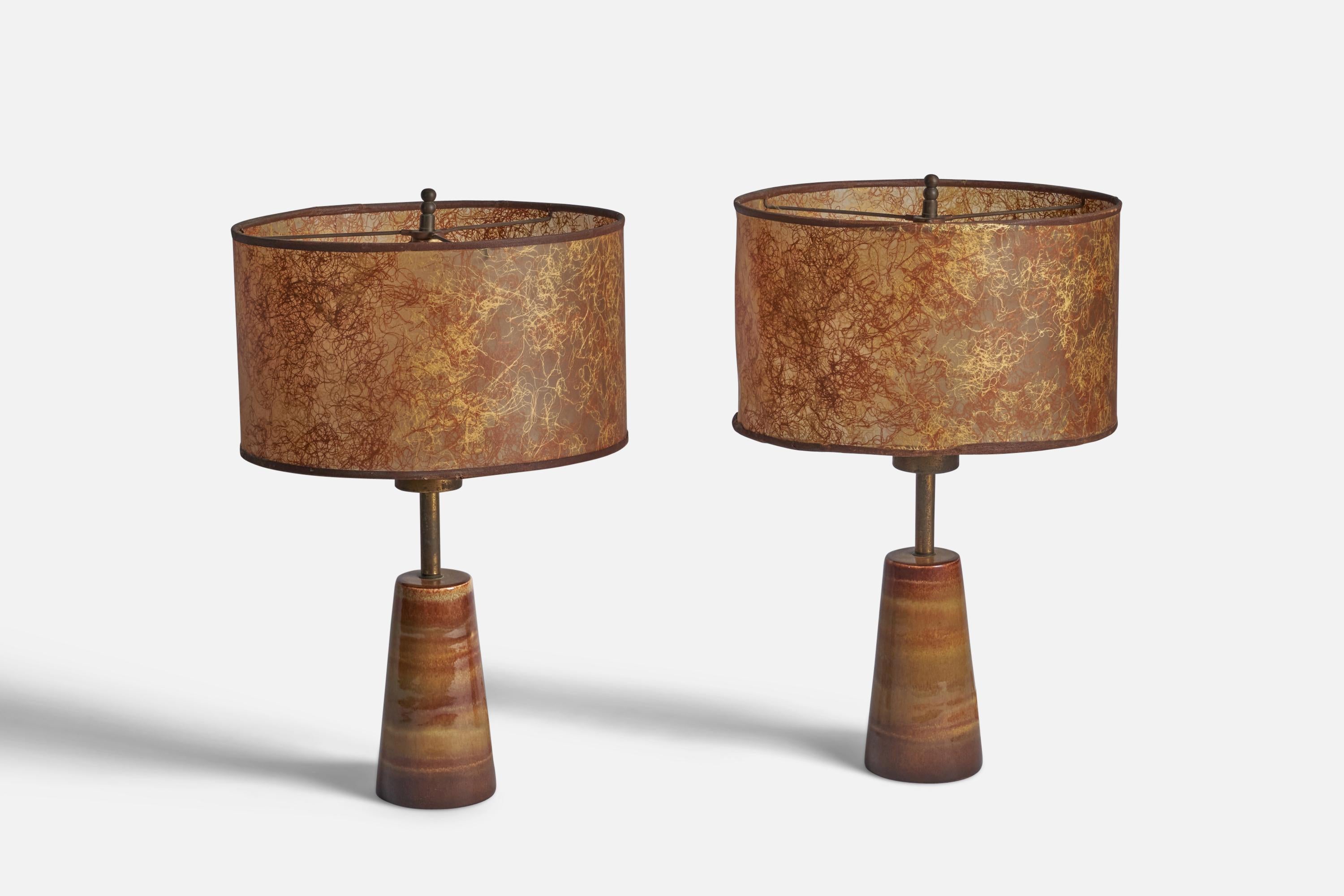 Mid-Century Modern American Designer, Table Lamps, Brass, Ceramic, Fiberglass, USA, 1950s For Sale