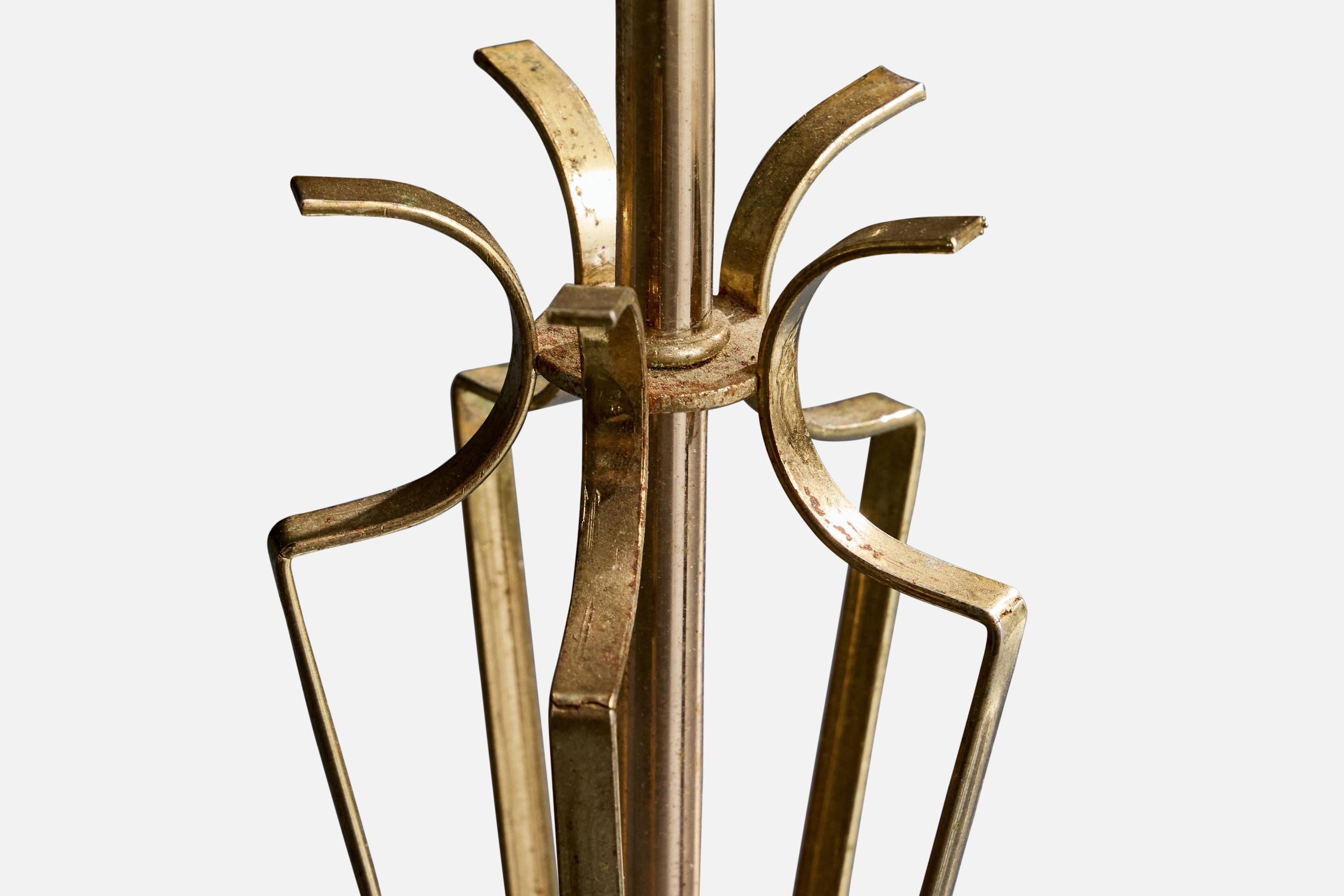 Milieu du XXe siècle Designer américain, lampes de table, laiton, marbre, États-Unis, années 1950. en vente