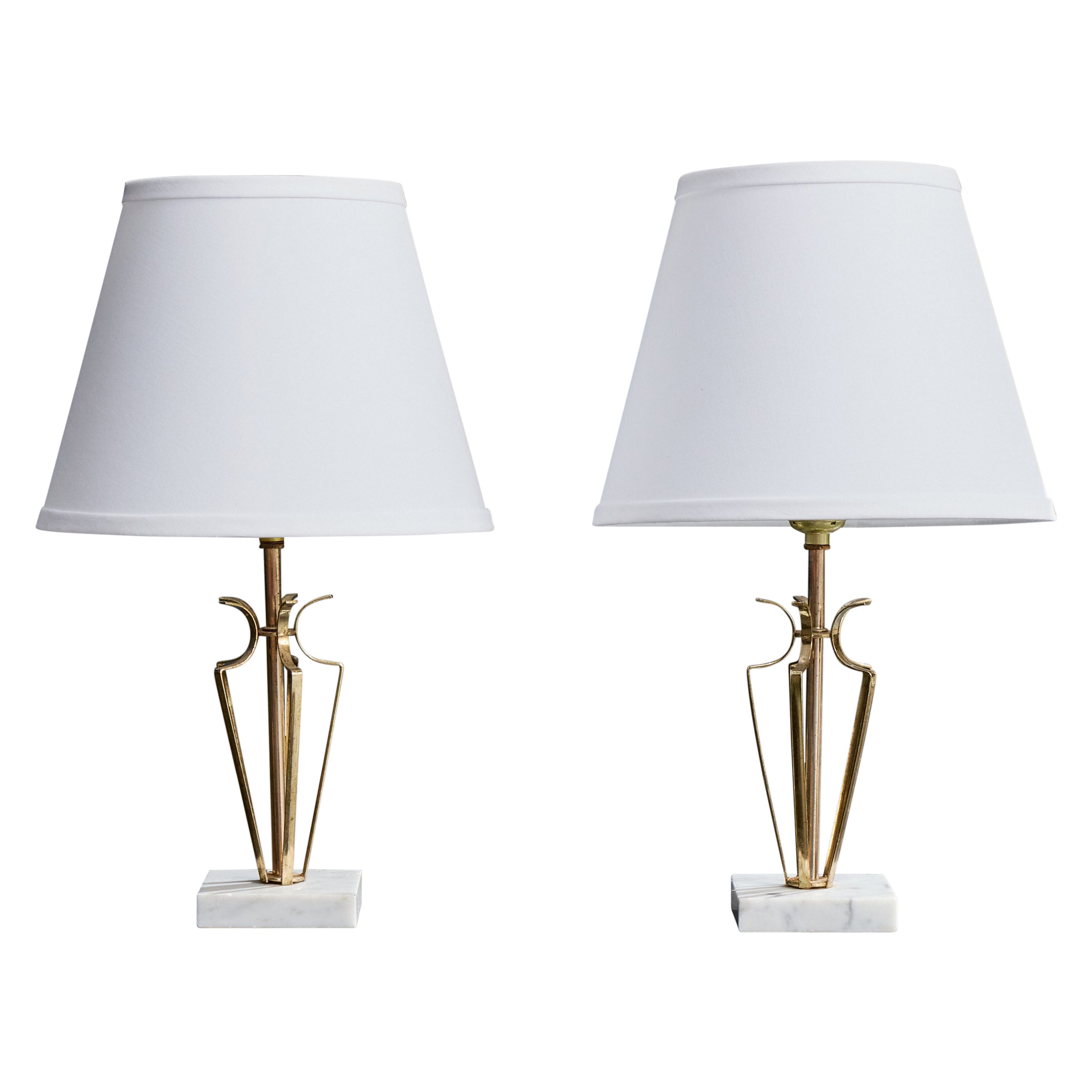Designer américain, lampes de table, laiton, marbre, États-Unis, années 1950. en vente