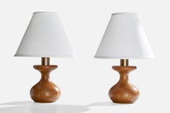 Designer américain, lampes de table, Oak, laiton, États-Unis, années 1950