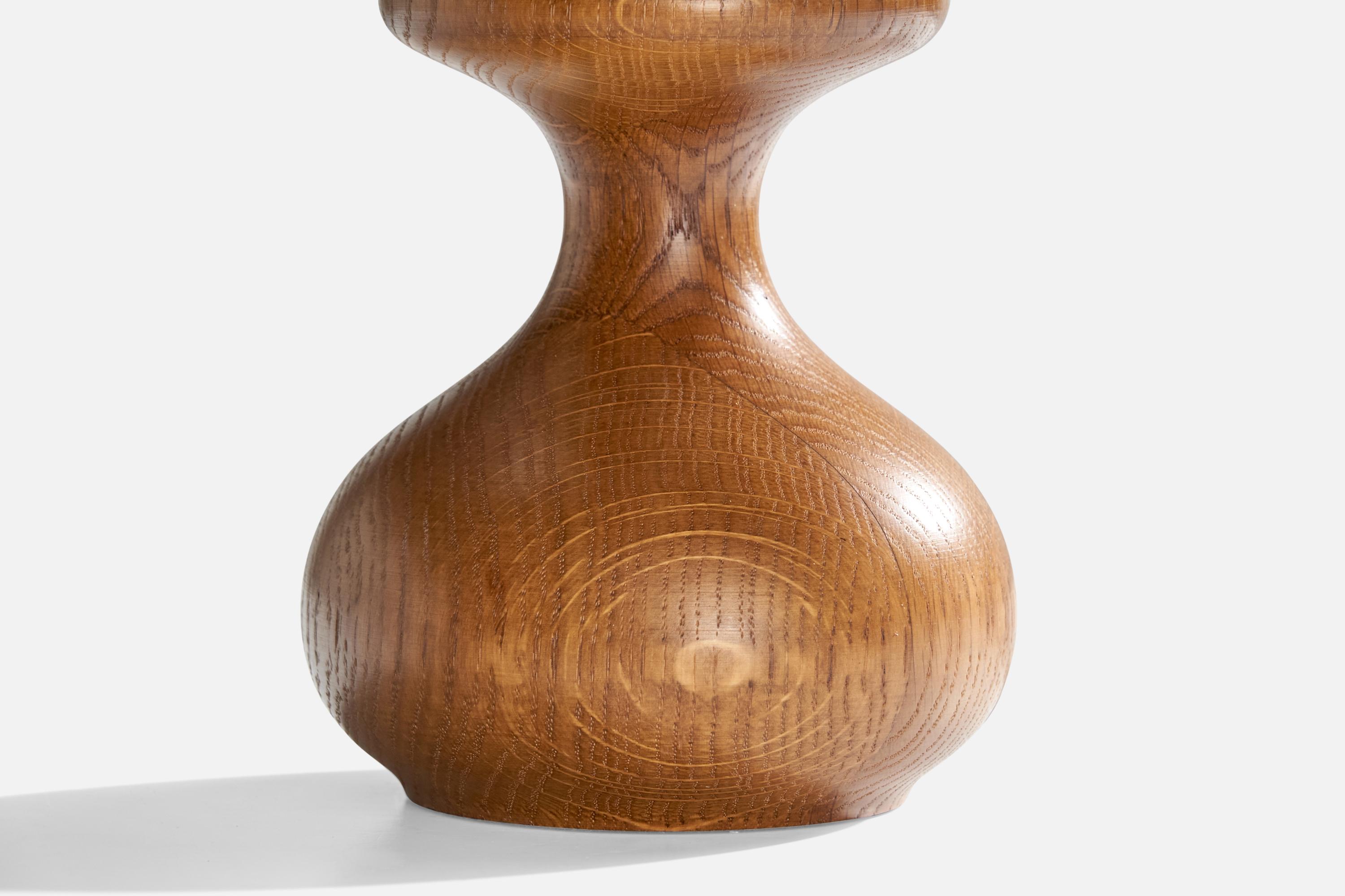 Milieu du XXe siècle Designer américain, lampes de table, Oak, laiton, États-Unis, années 1950 en vente