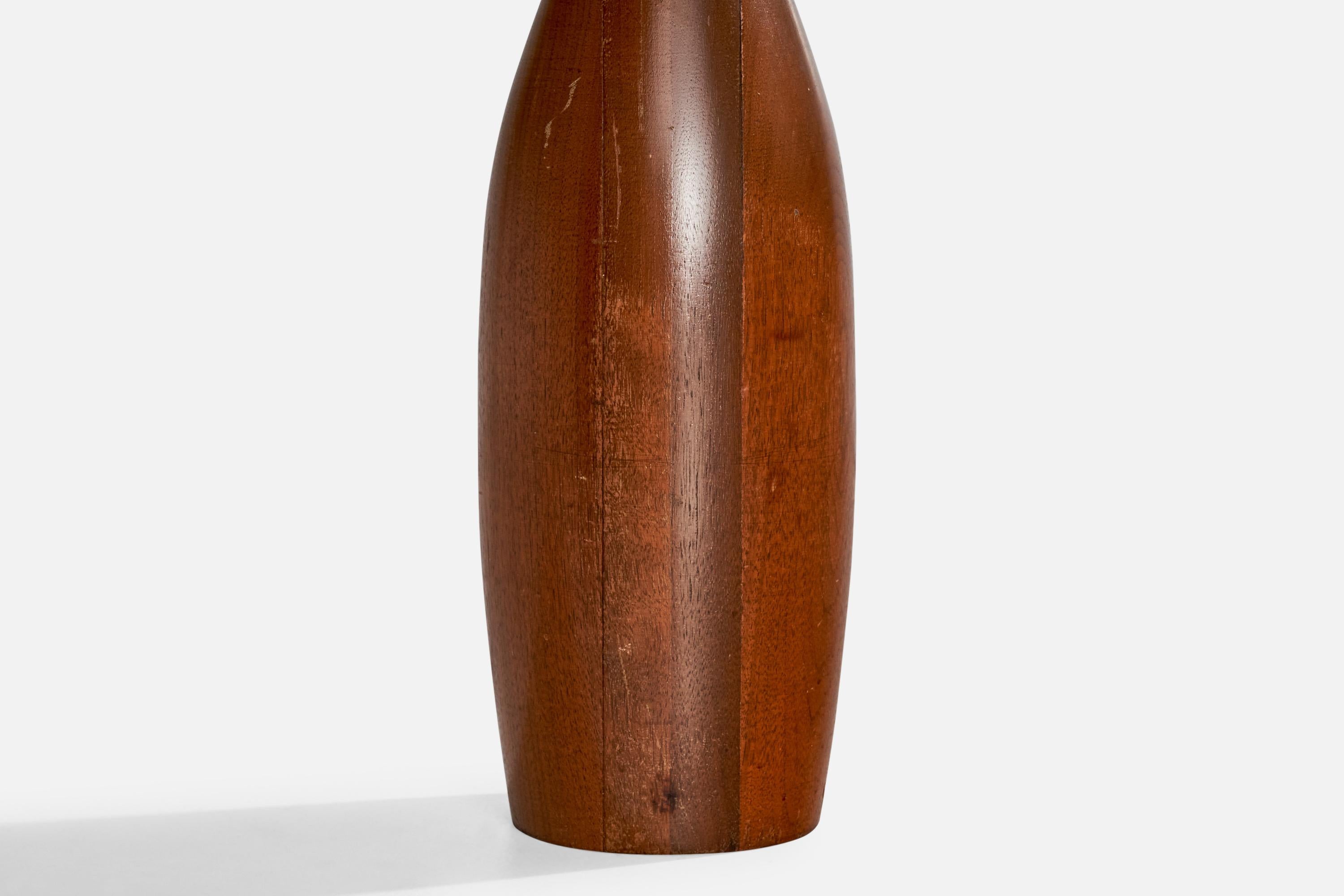 Designer américain, lampes de table, noyer, laiton, papier, États-Unis, années 1950 en vente 4