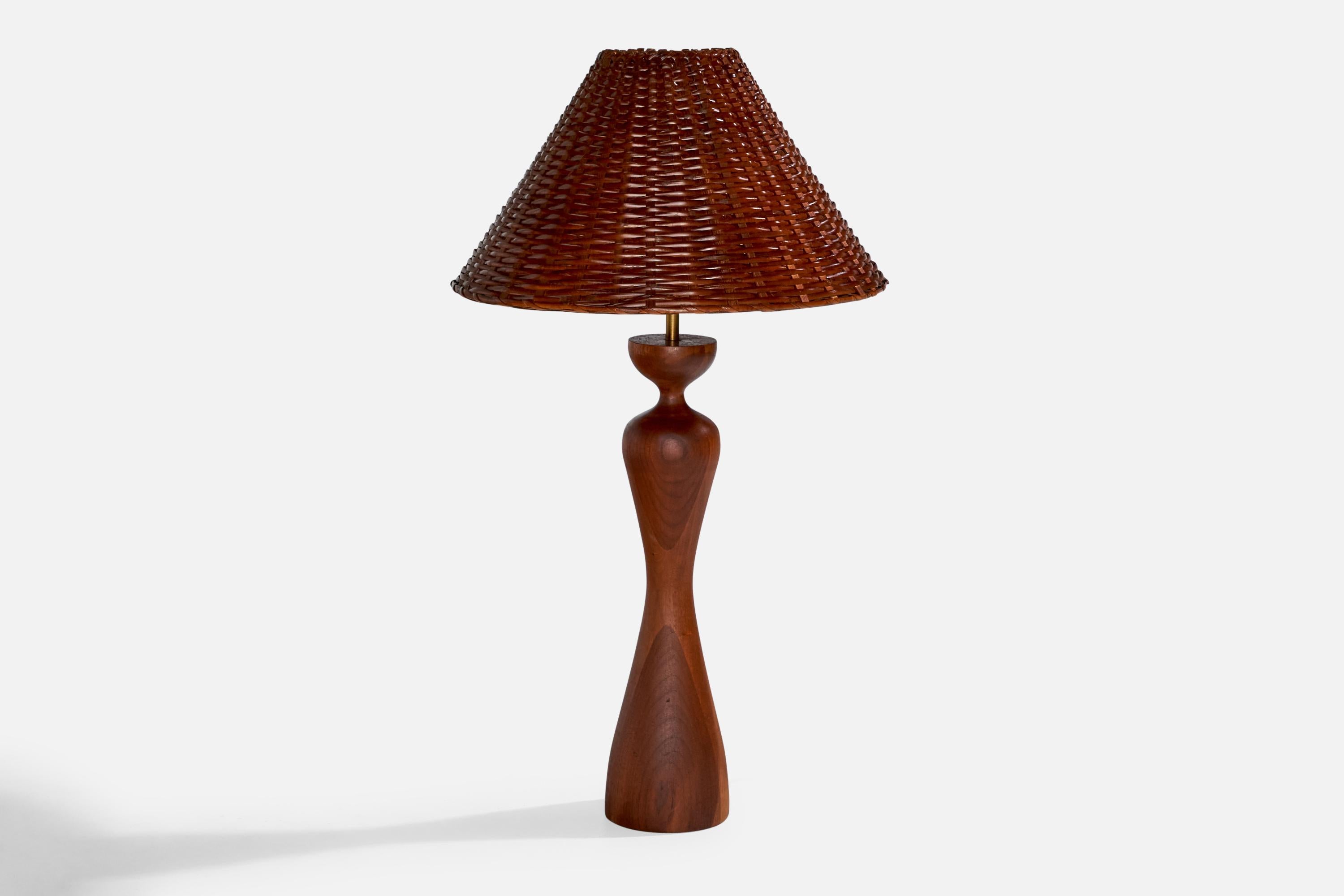 American Designer, Table Lamps, Wood, Brass, Rattan, USA, 1950s In Good Condition For Sale In High Point, NC