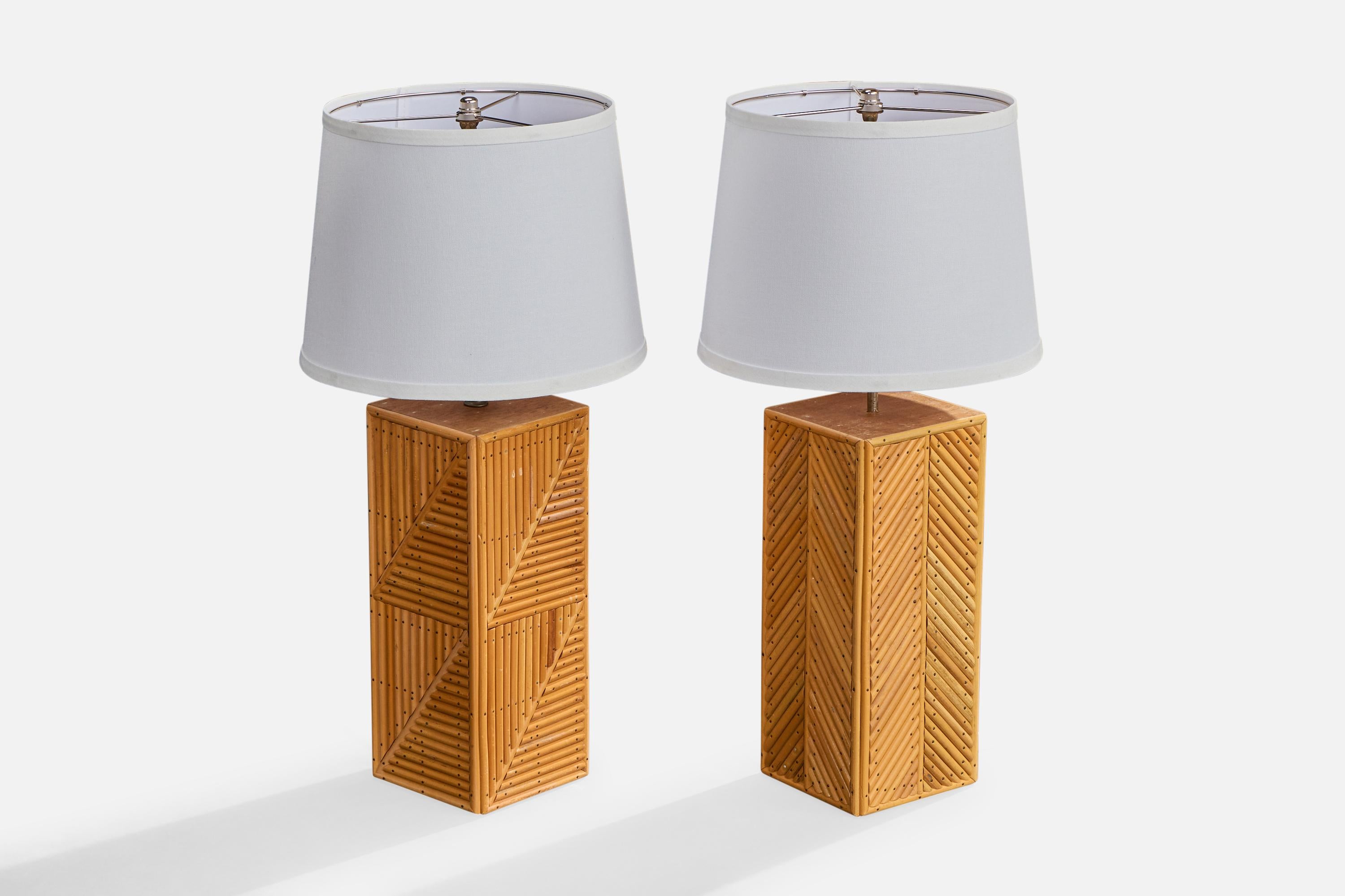 Americano Designer americano, Lampade da tavolo, Wood, Ottone, USA, anni '50 in vendita