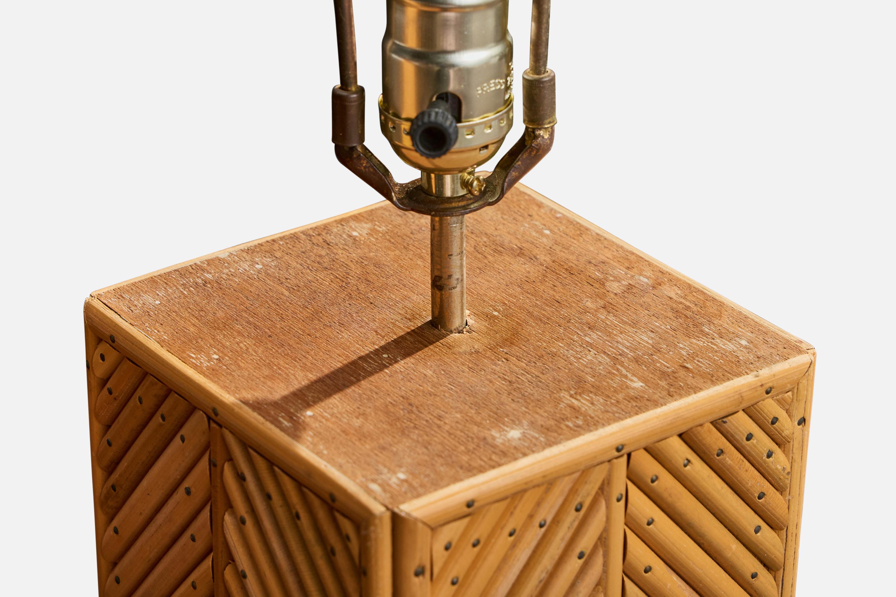 Designer americano, Lampade da tavolo, Wood, Ottone, USA, anni '50 in vendita 1