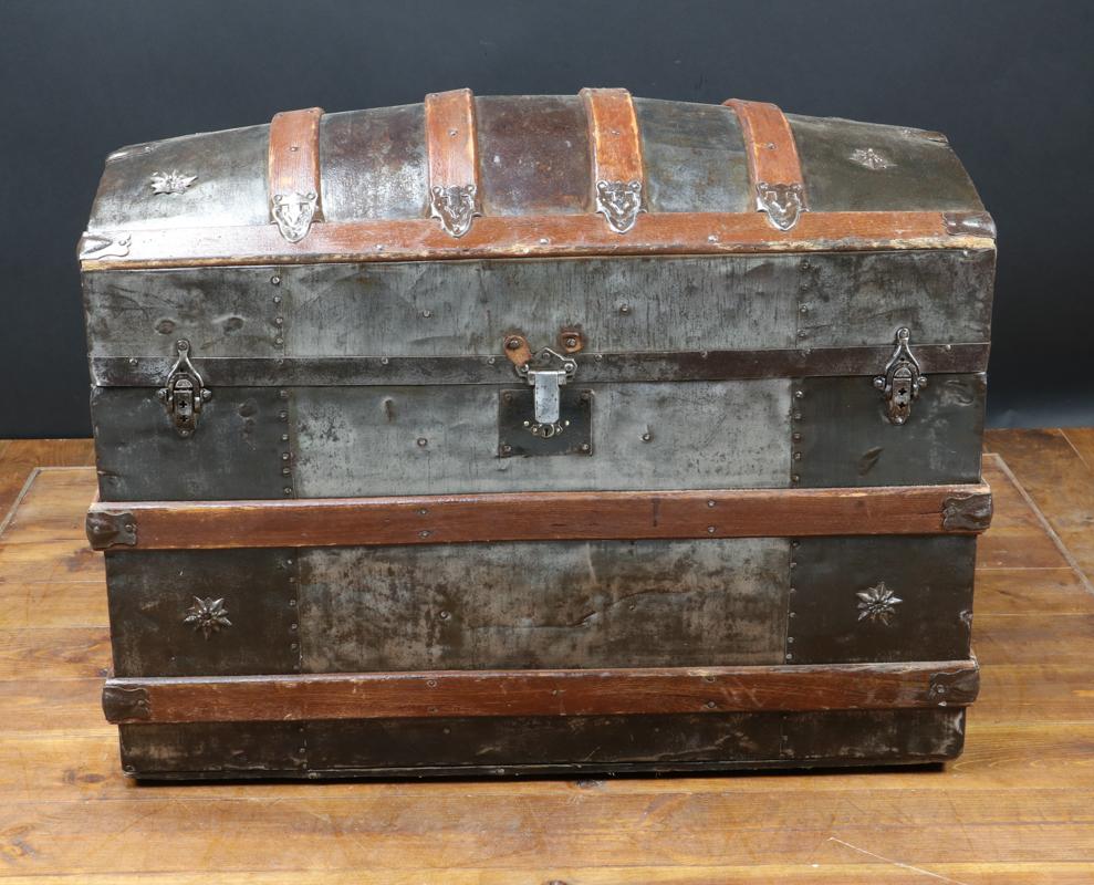 antique dome top steamer trunk value