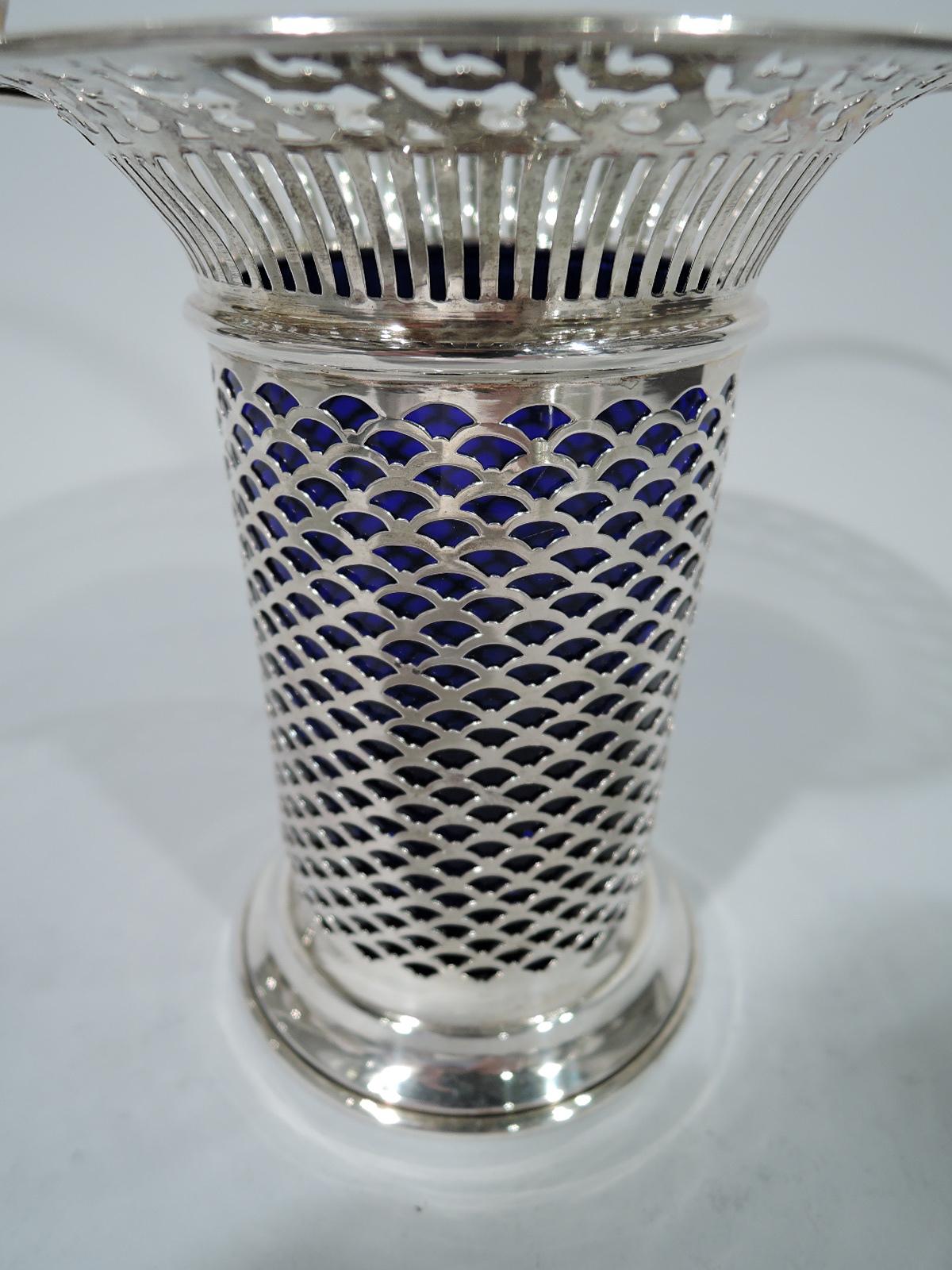 American Edwardian Pierced Sterling Silver Basket by Meriden Britannia 2