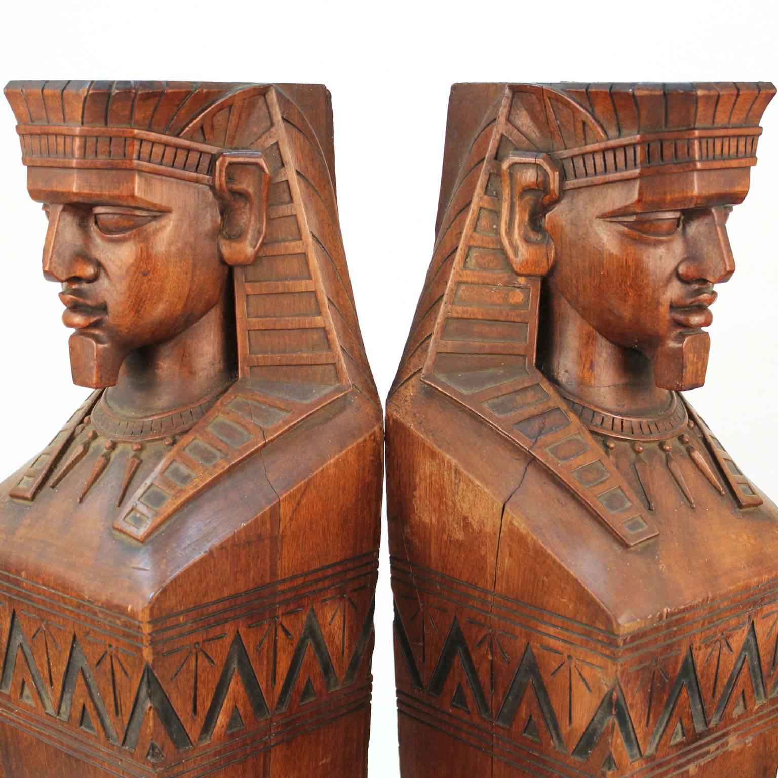 American Egyptian Revival Carved Wood Pair of Pharaoh Caryatids For Sale 1