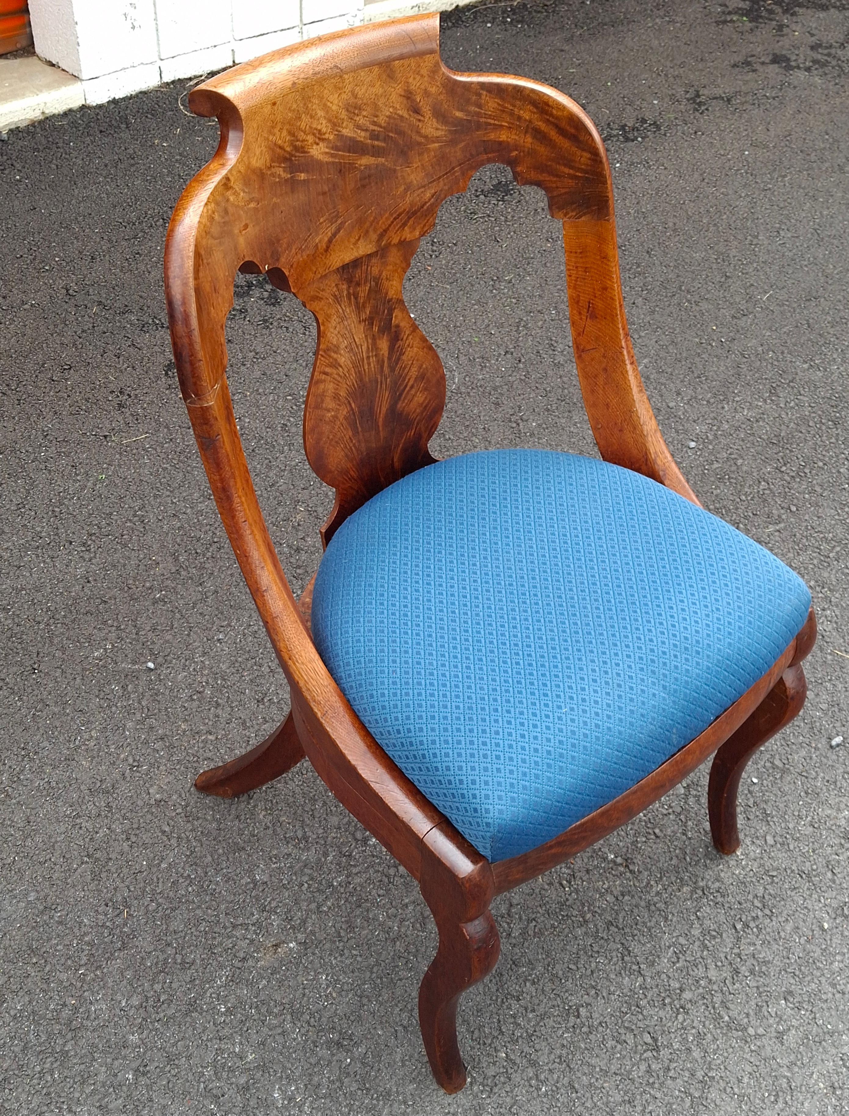 Chaise Girandole Empire américain en acajou de Boston, Circa 1860s en vente 3