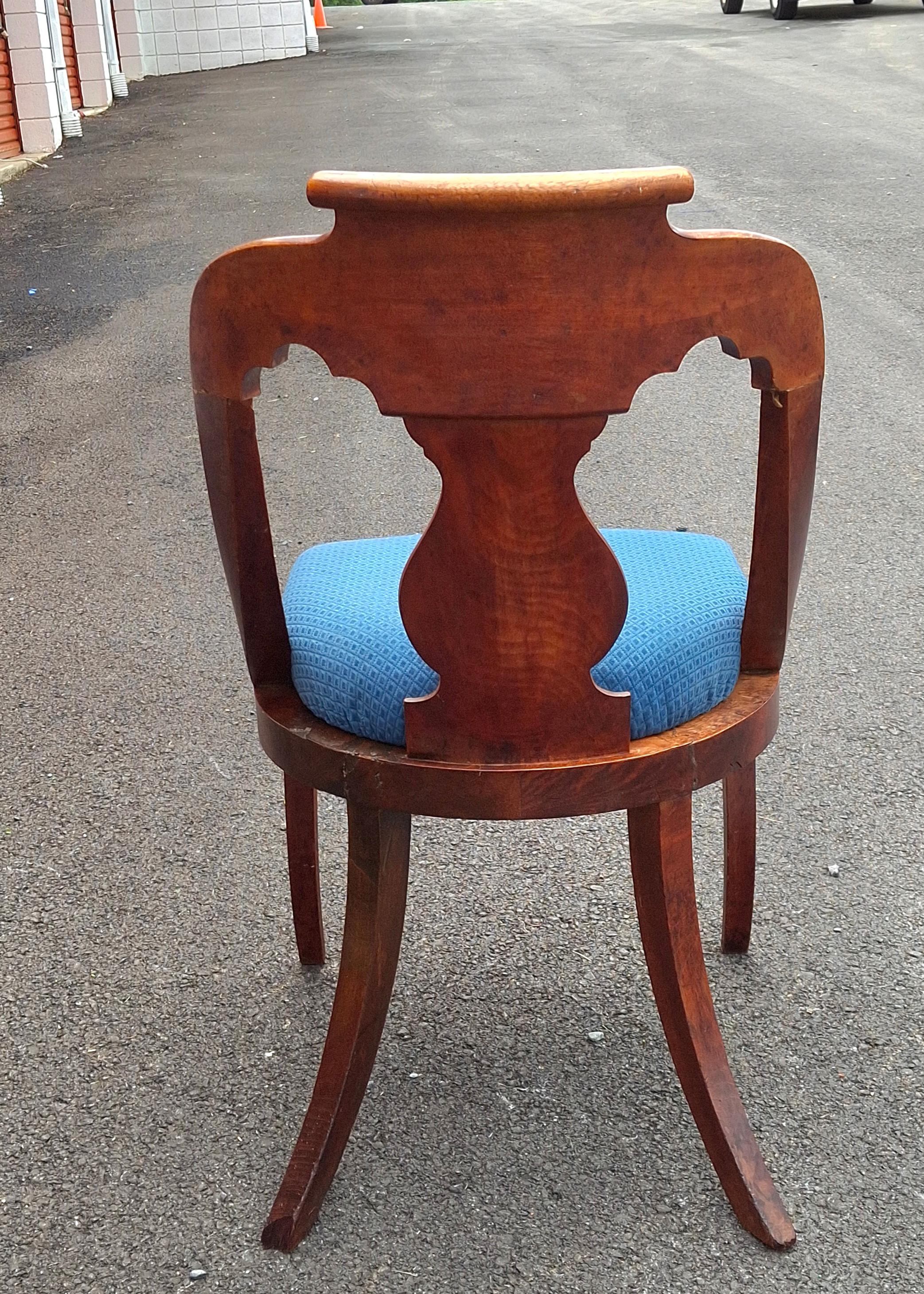Chaise Girandole Empire américain en acajou de Boston, Circa 1860s en vente 2